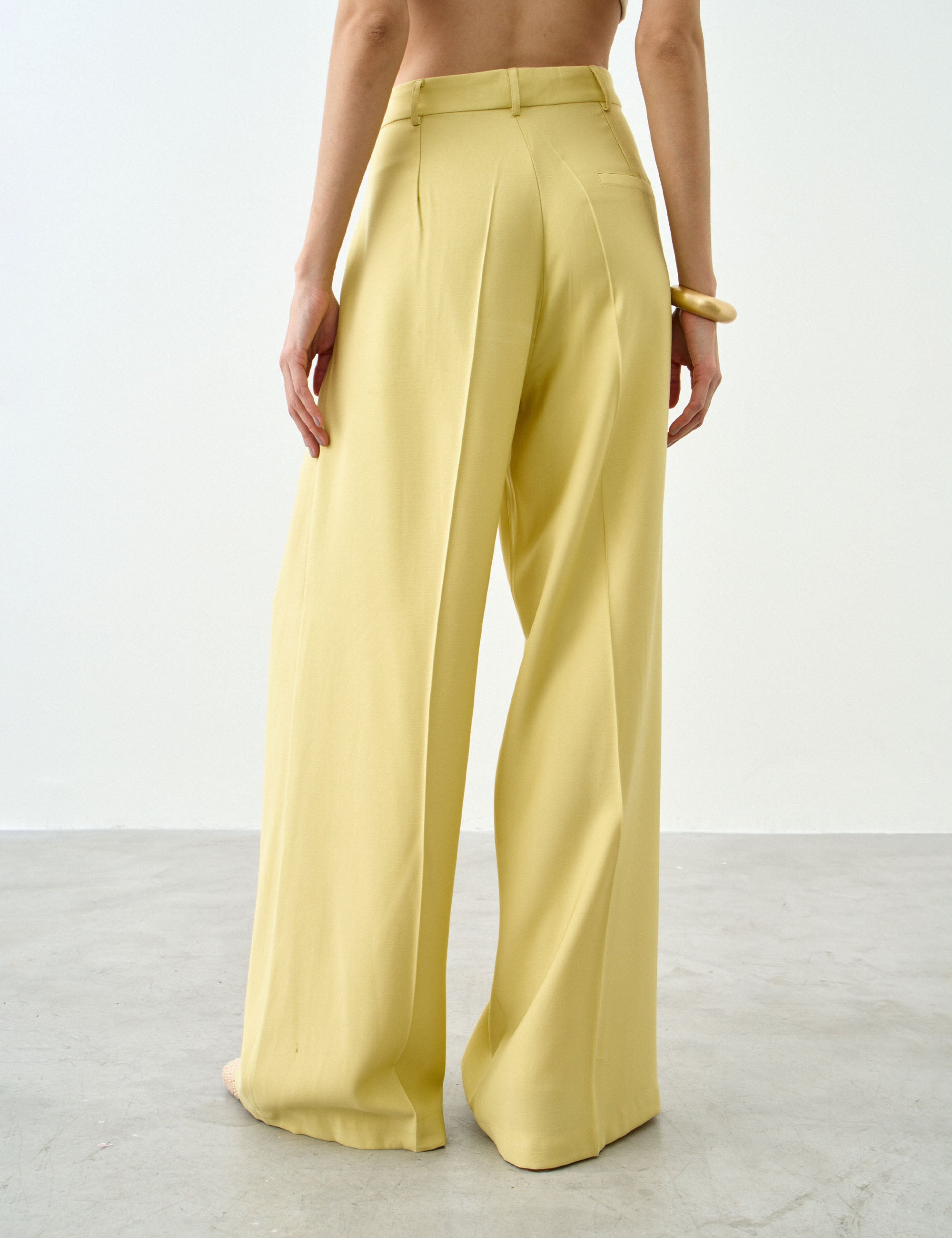 Calça Paola Alfaiataria Amarelo