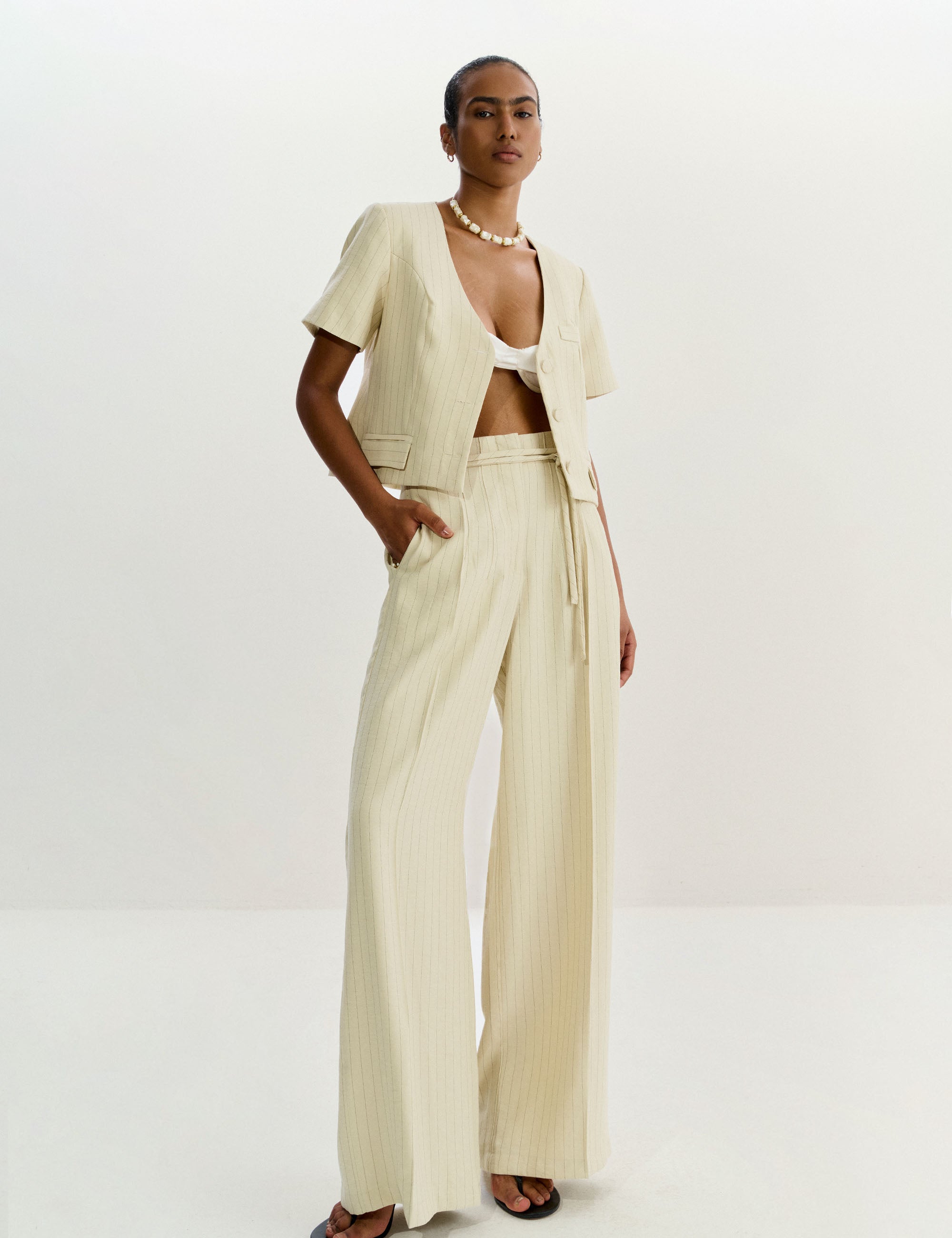 Calça Adrielly Viscolinho Areia