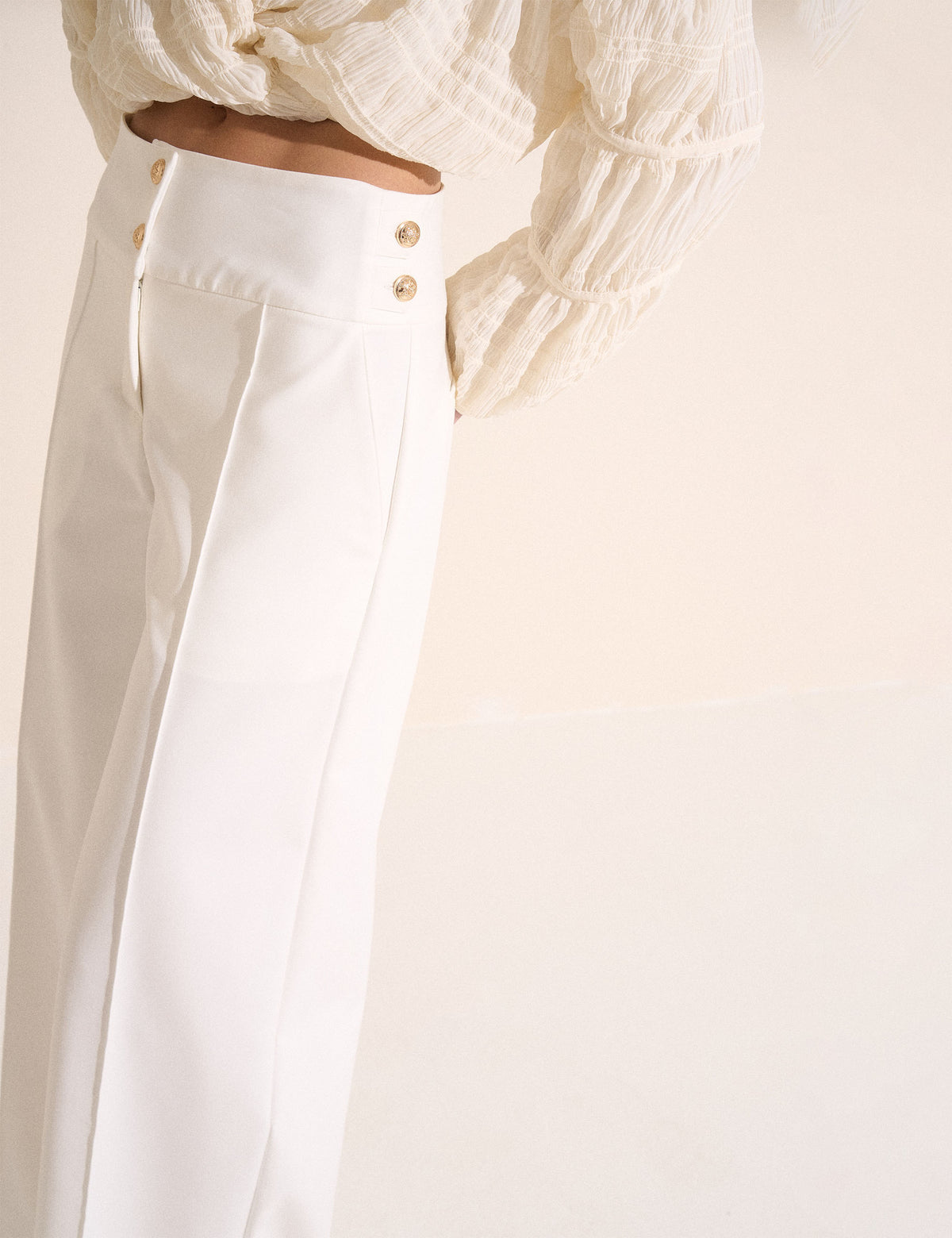 Calça Wide Leg Alfaiataria Off White