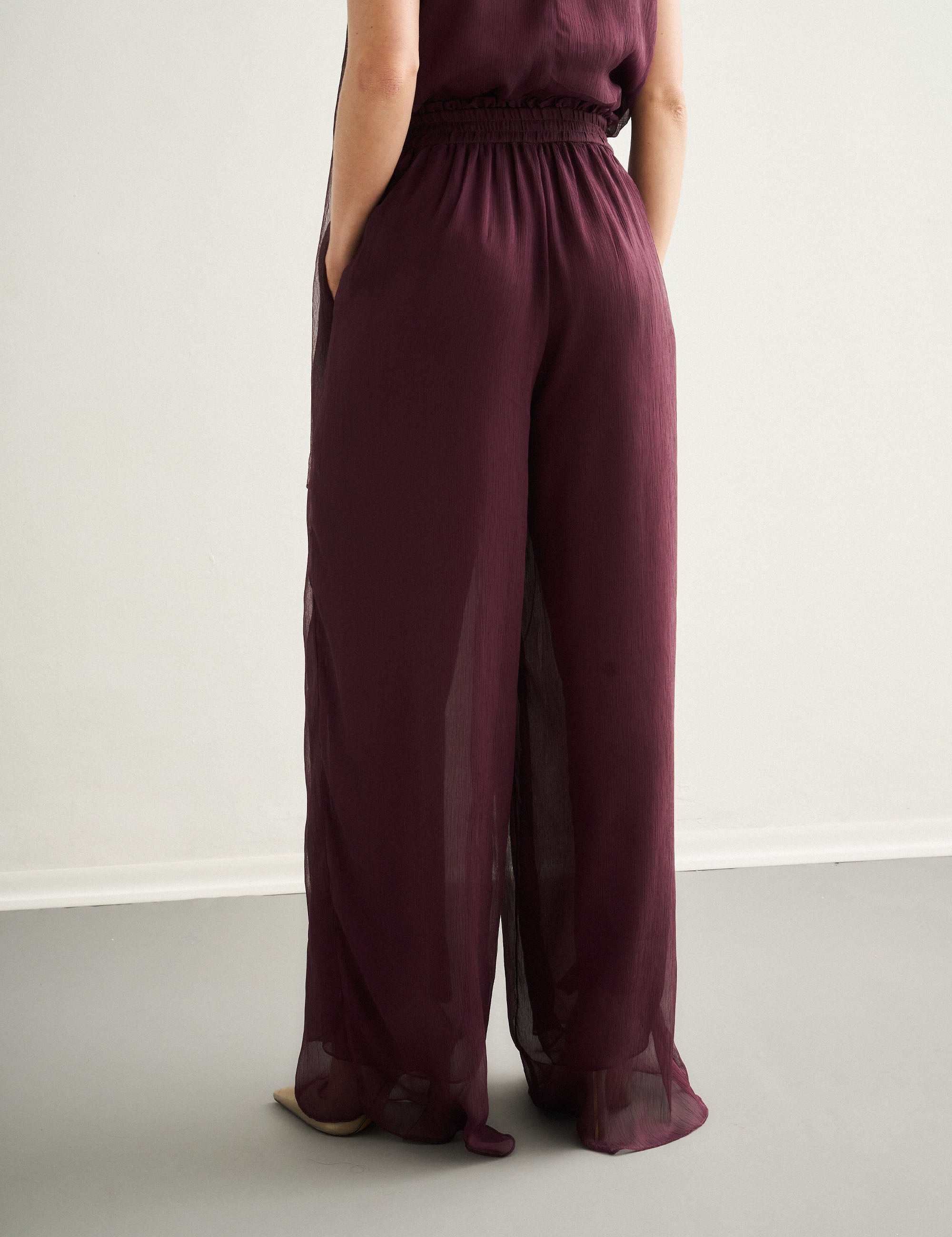 Calça Amélia Fluida Bordeaux