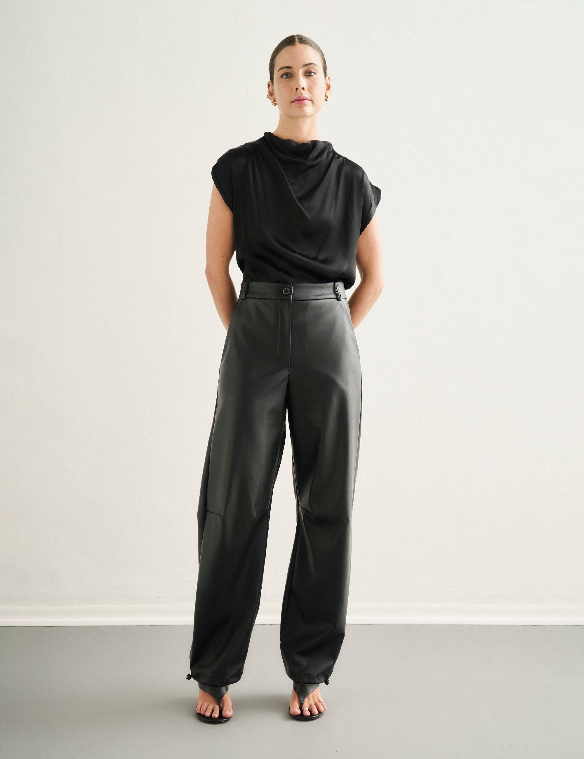 Calça Barbara Barrel Preto