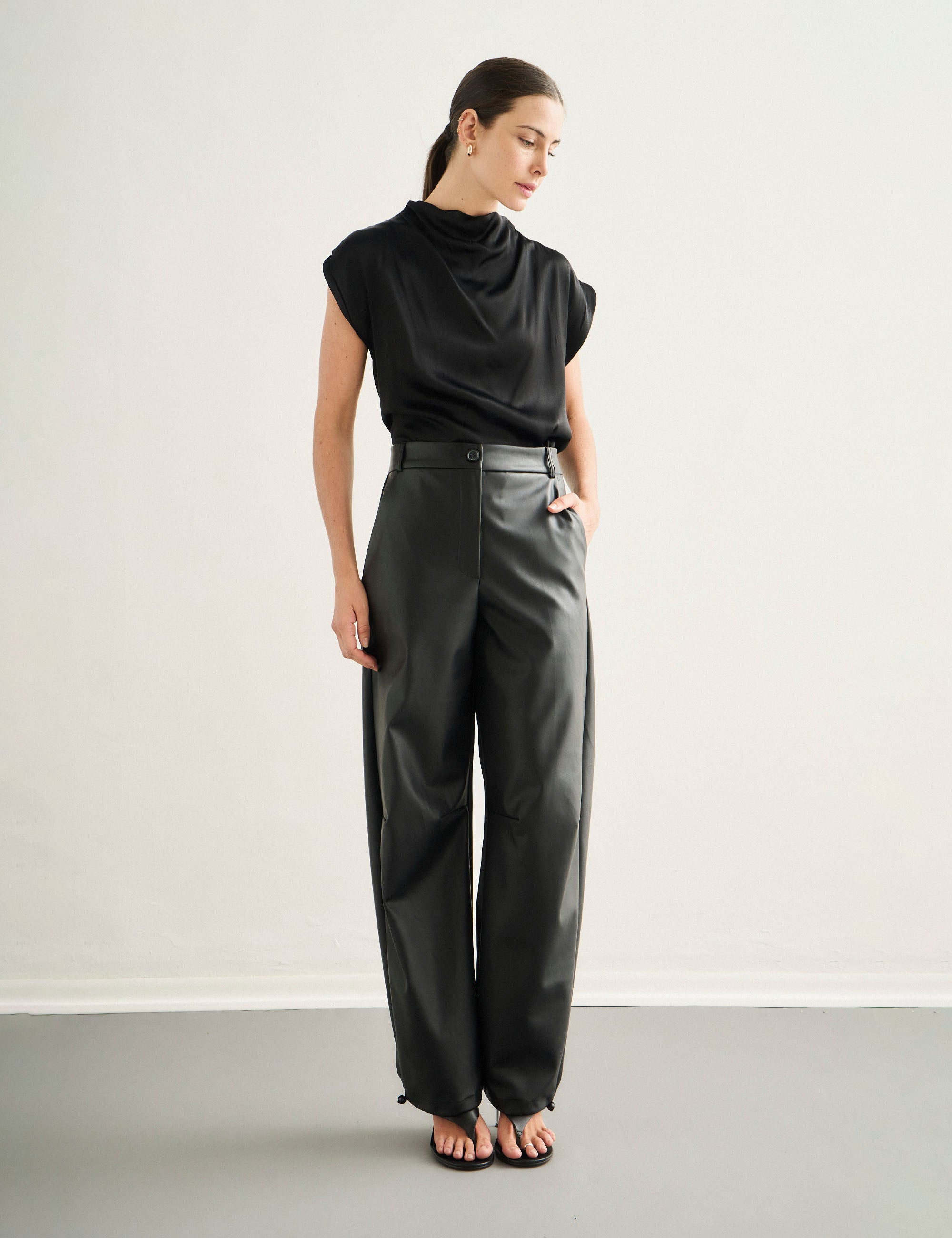 Calça Barbara Barrel Preto