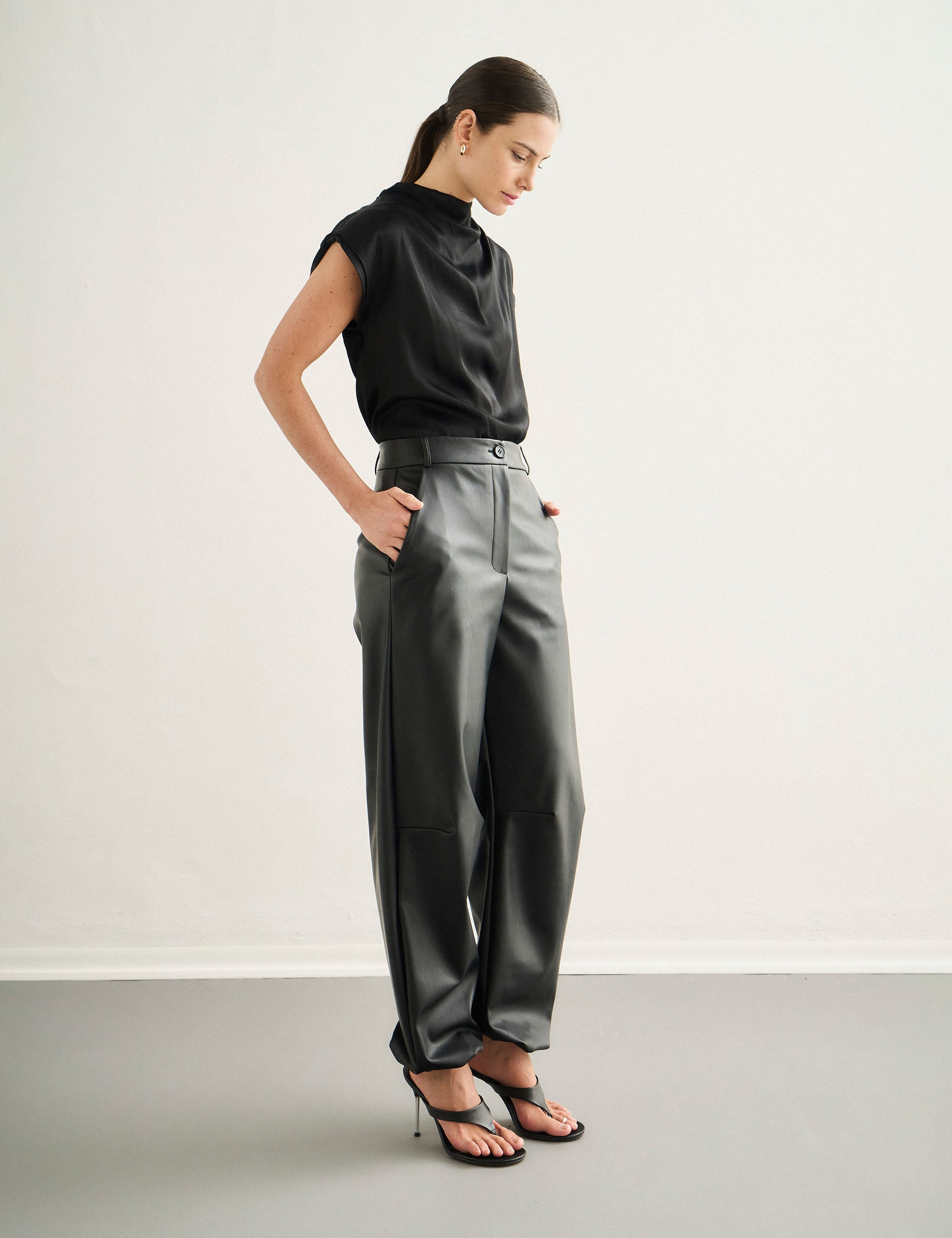 Calça Barbara Barrel Preto