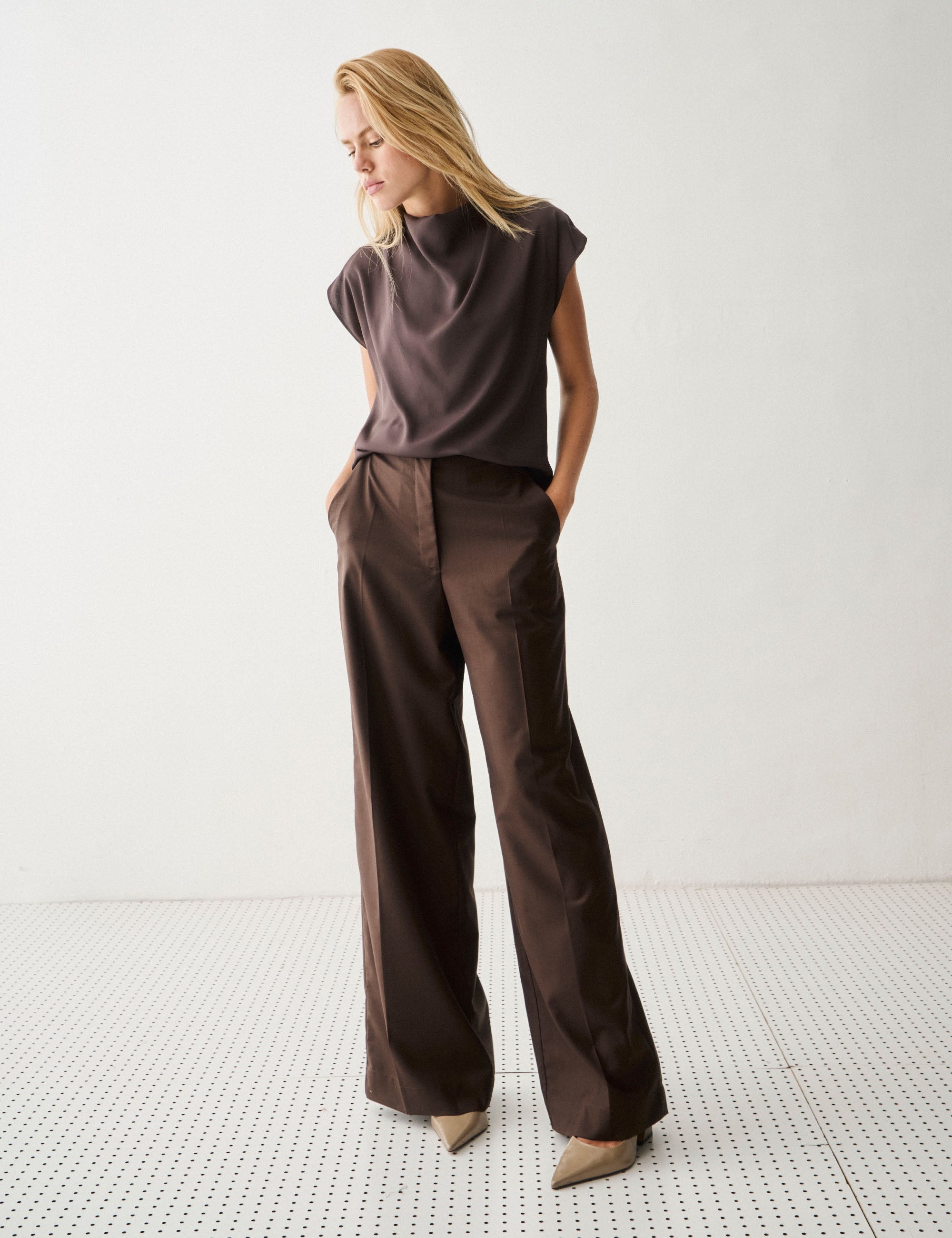 Calça Luiza Alfaiataria Marrom