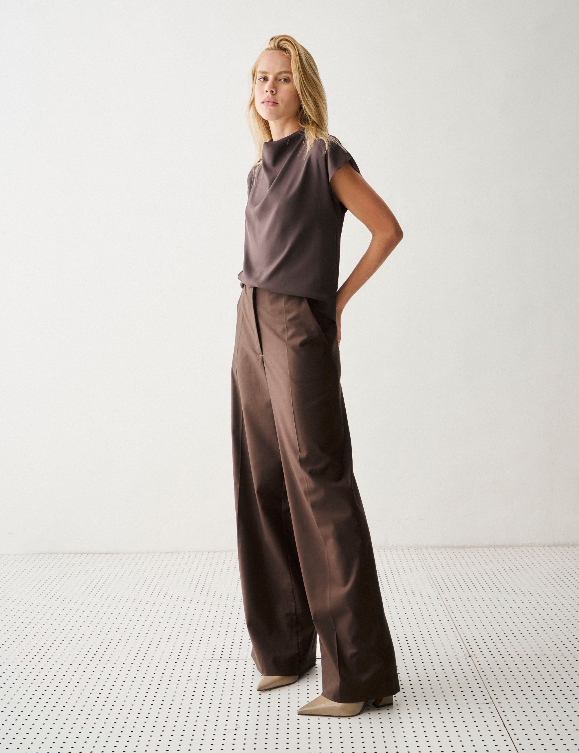 Calça Luiza Alfaiataria Marrom