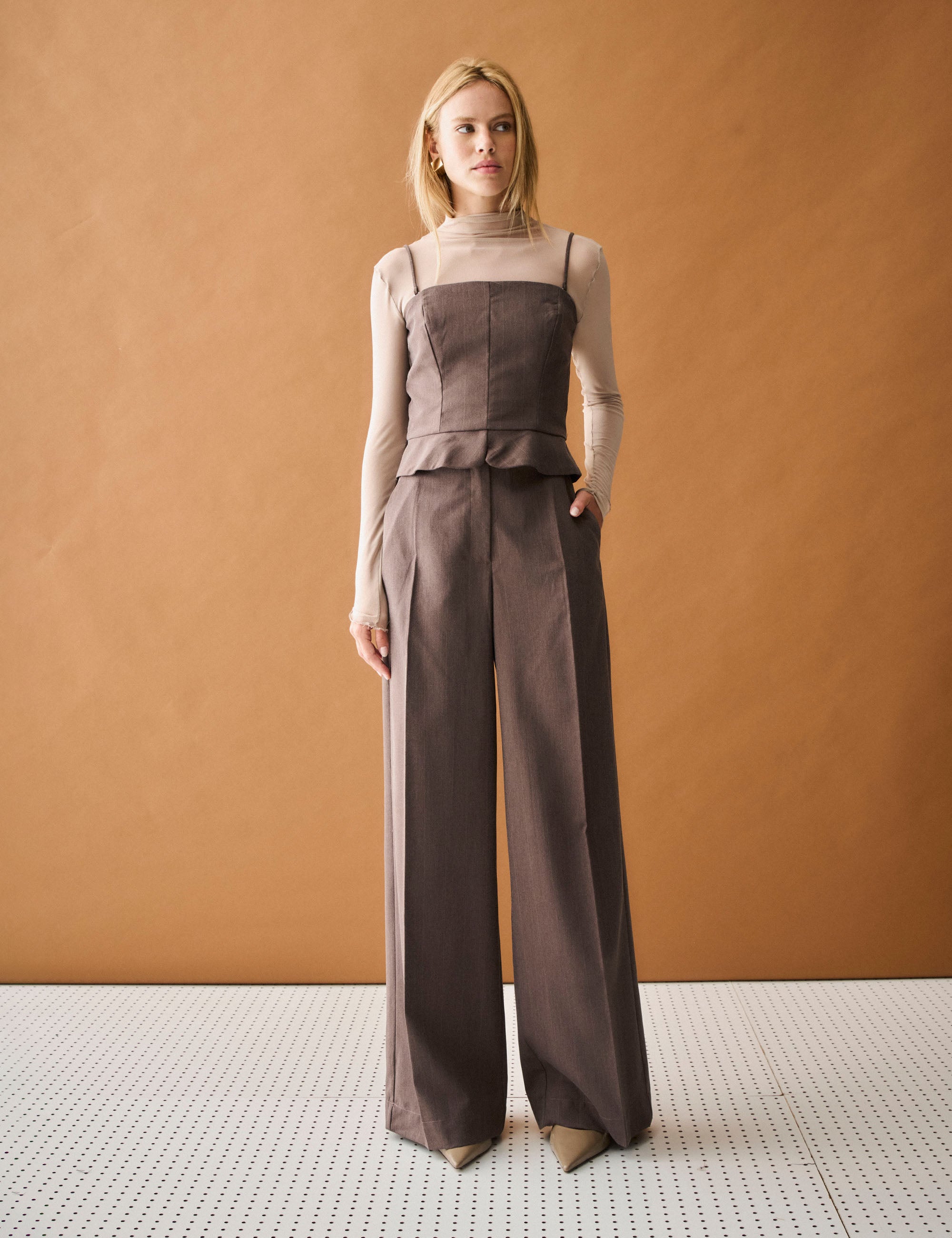 Calça Nysa Alfaiataria Marrom