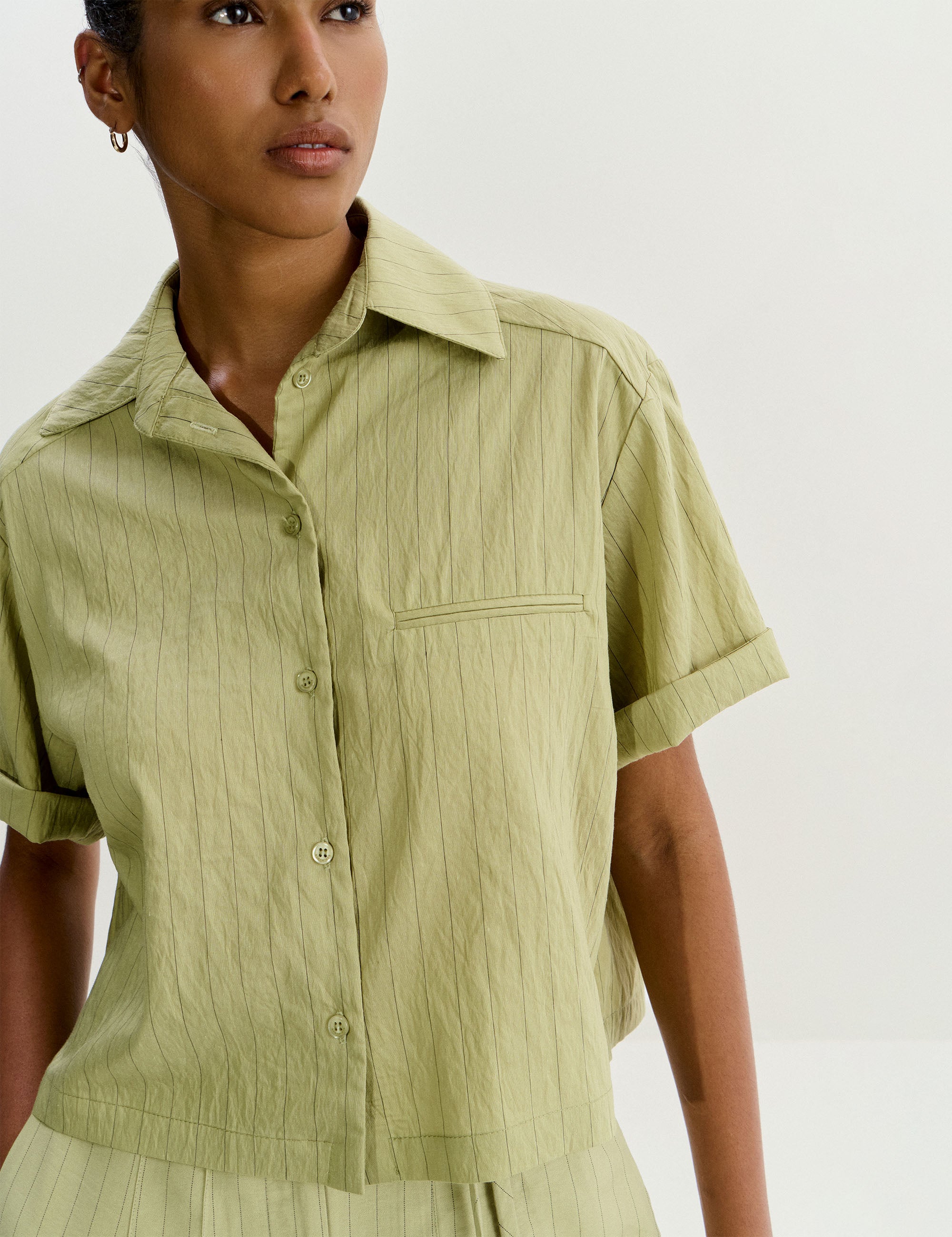 Camisa Adrielly Viscolinho Verde