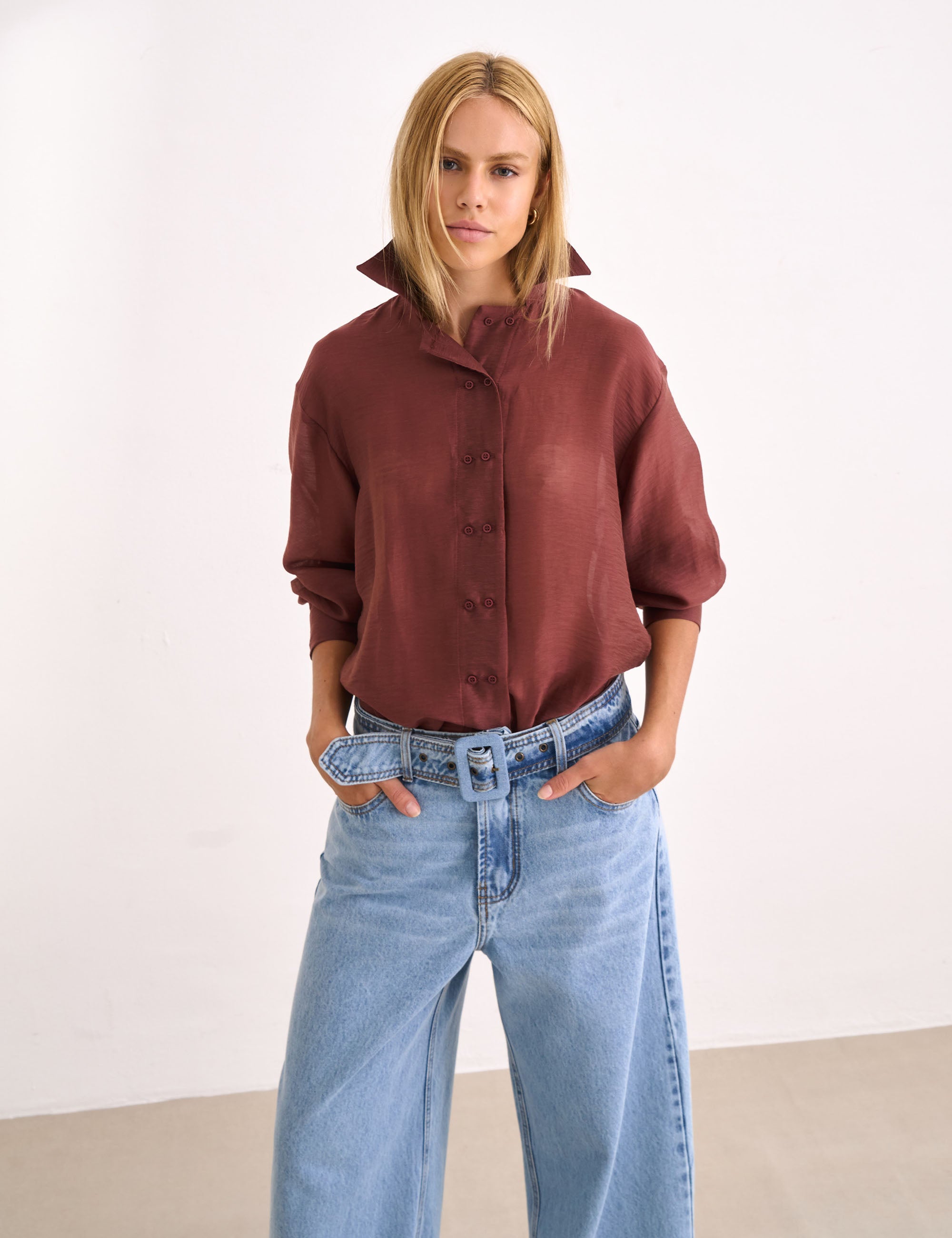 Camisa Antuerpia Voil Marrom
