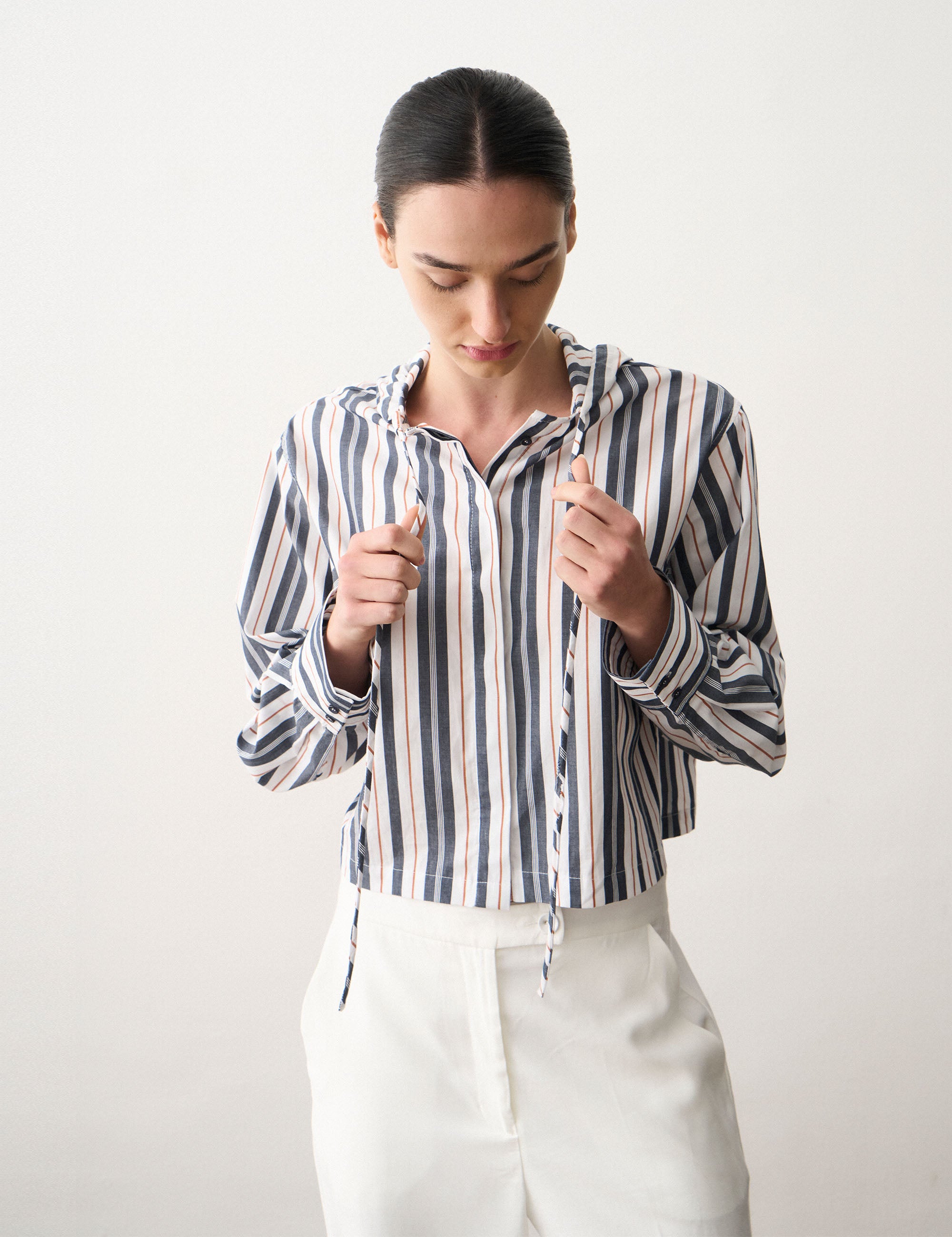 Camisa Daiane Listrada Preto