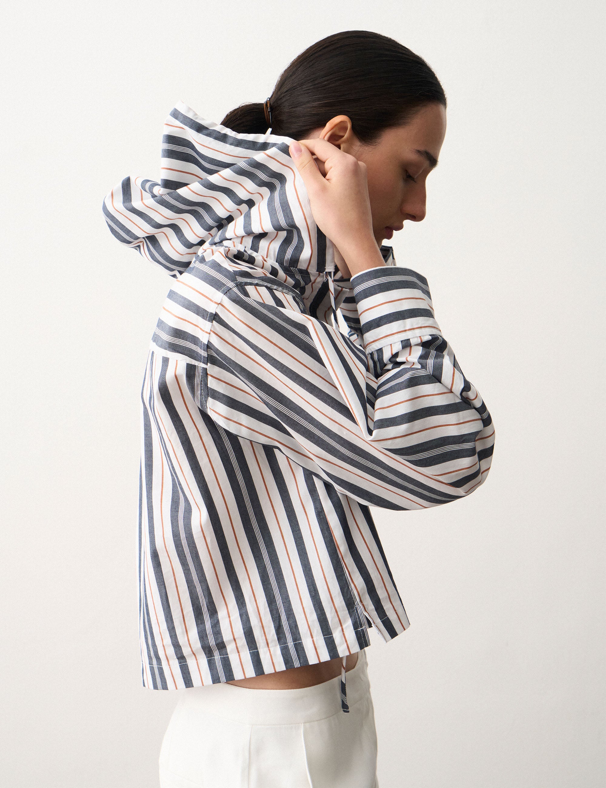 Camisa Daiane Listrada Preto