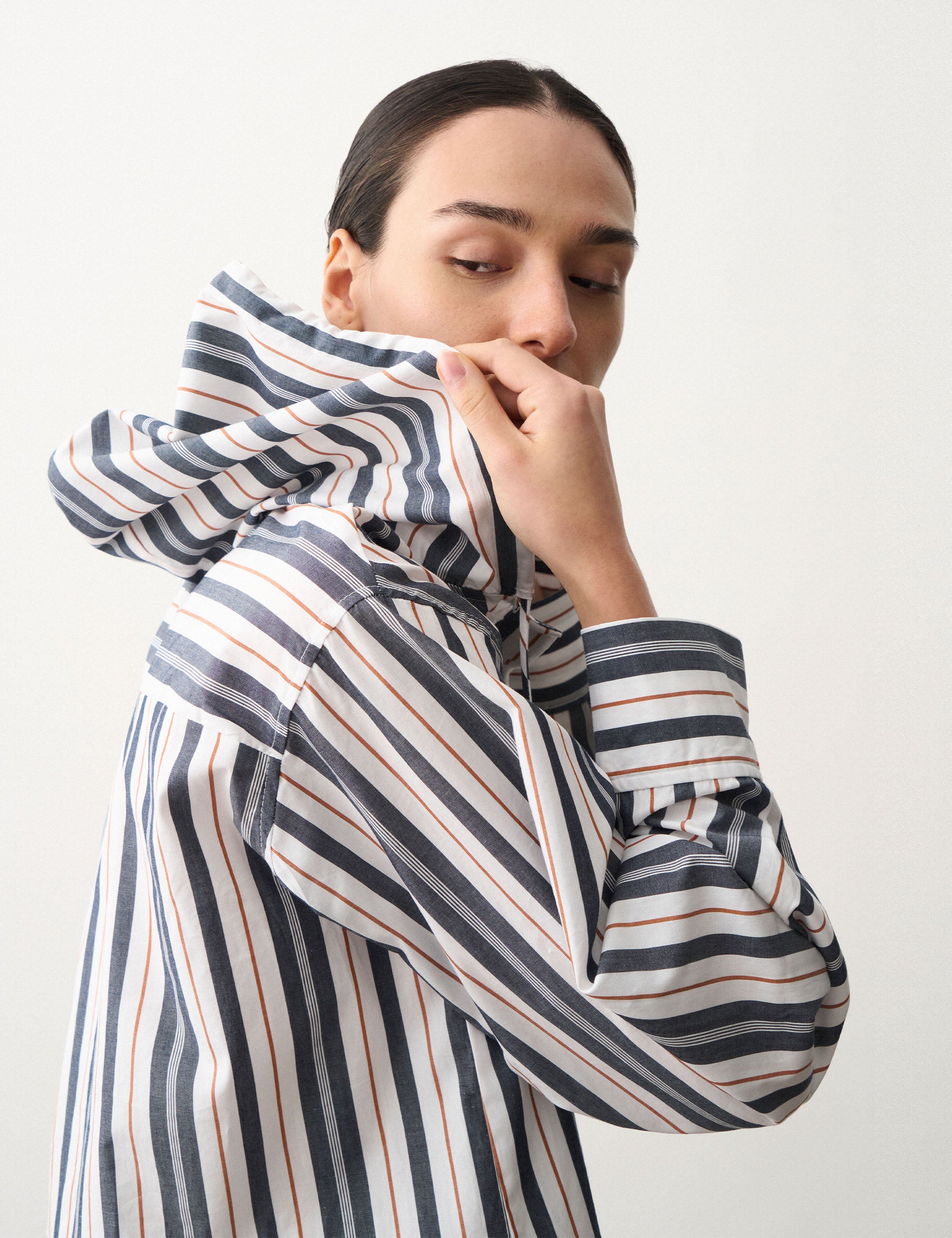 Camisa Daiane Listrada Preto