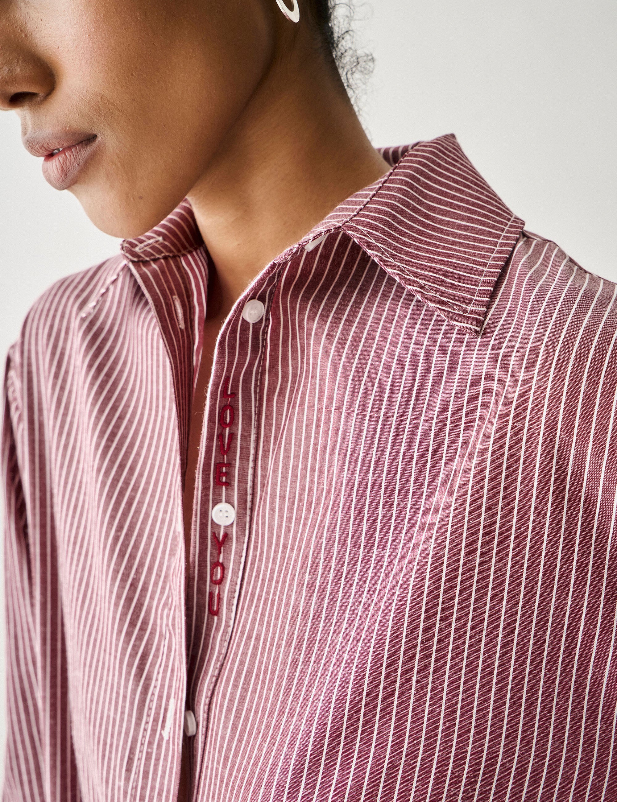 Camisa Love Tricoline Carmenere