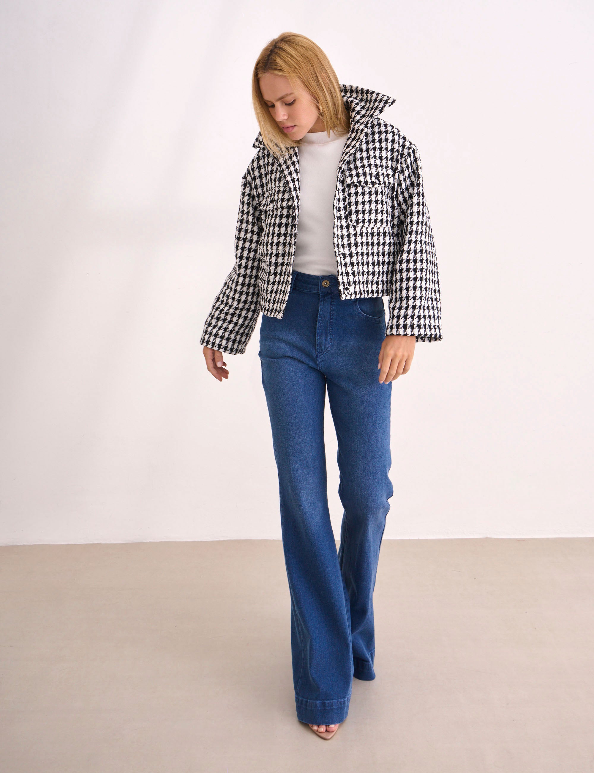 Casaqueto Elle Tweed Preto