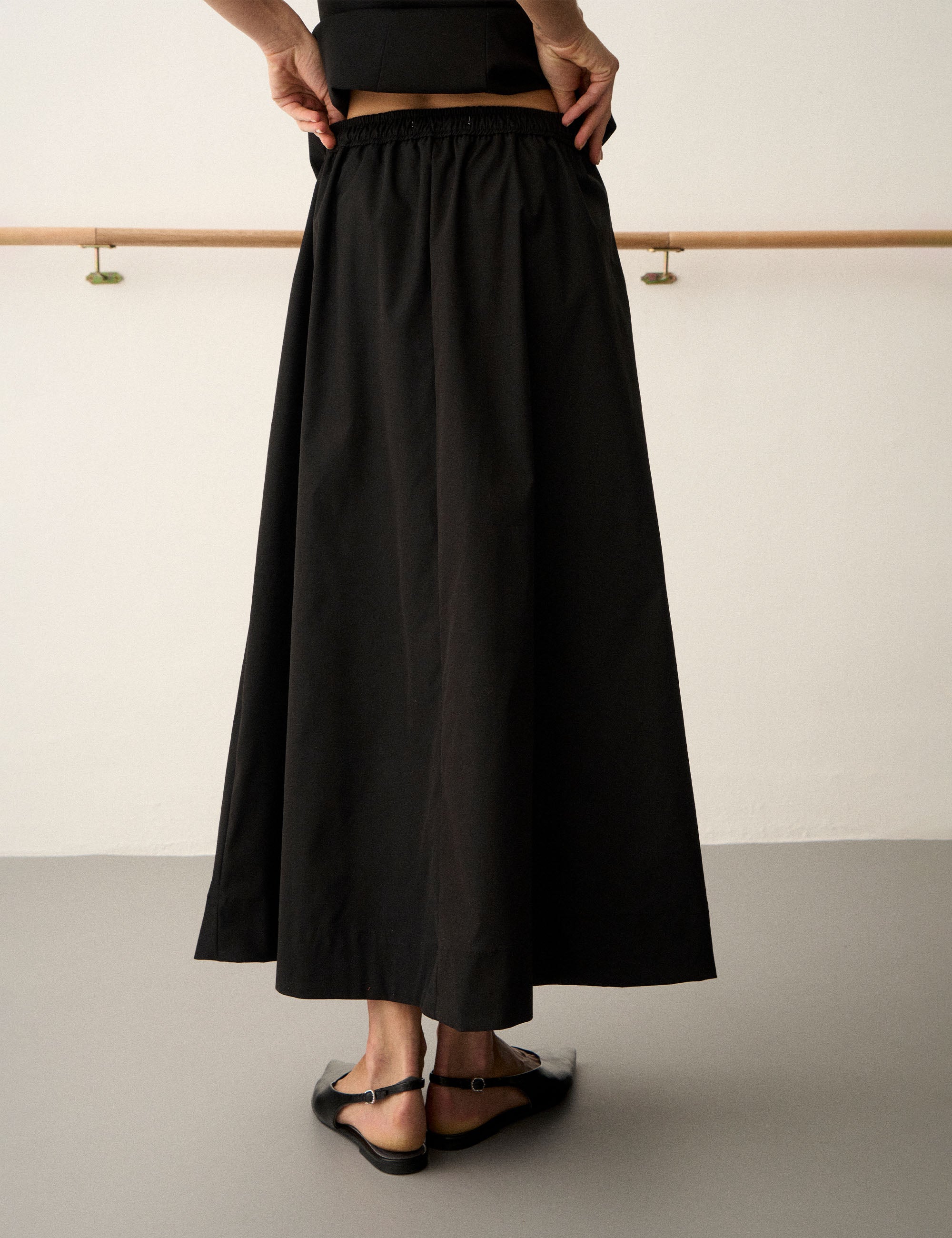 Saia Jenny Sarja Preto