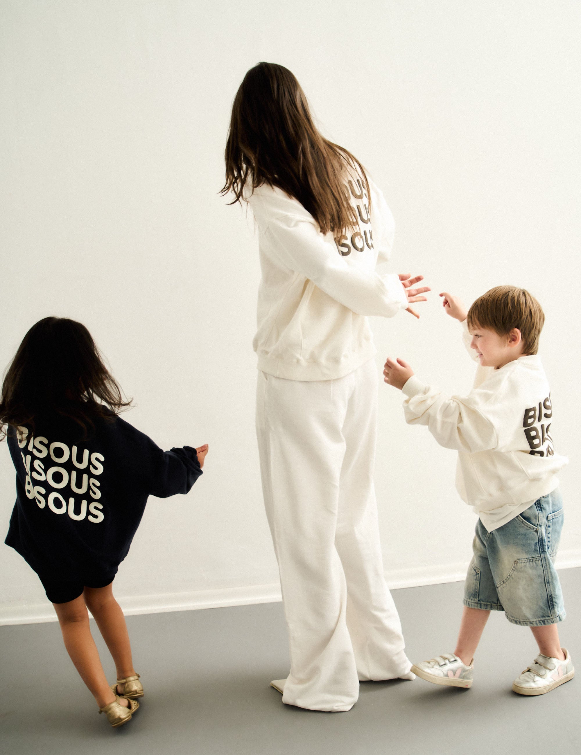 Conjunto Bisous Moletom Off White