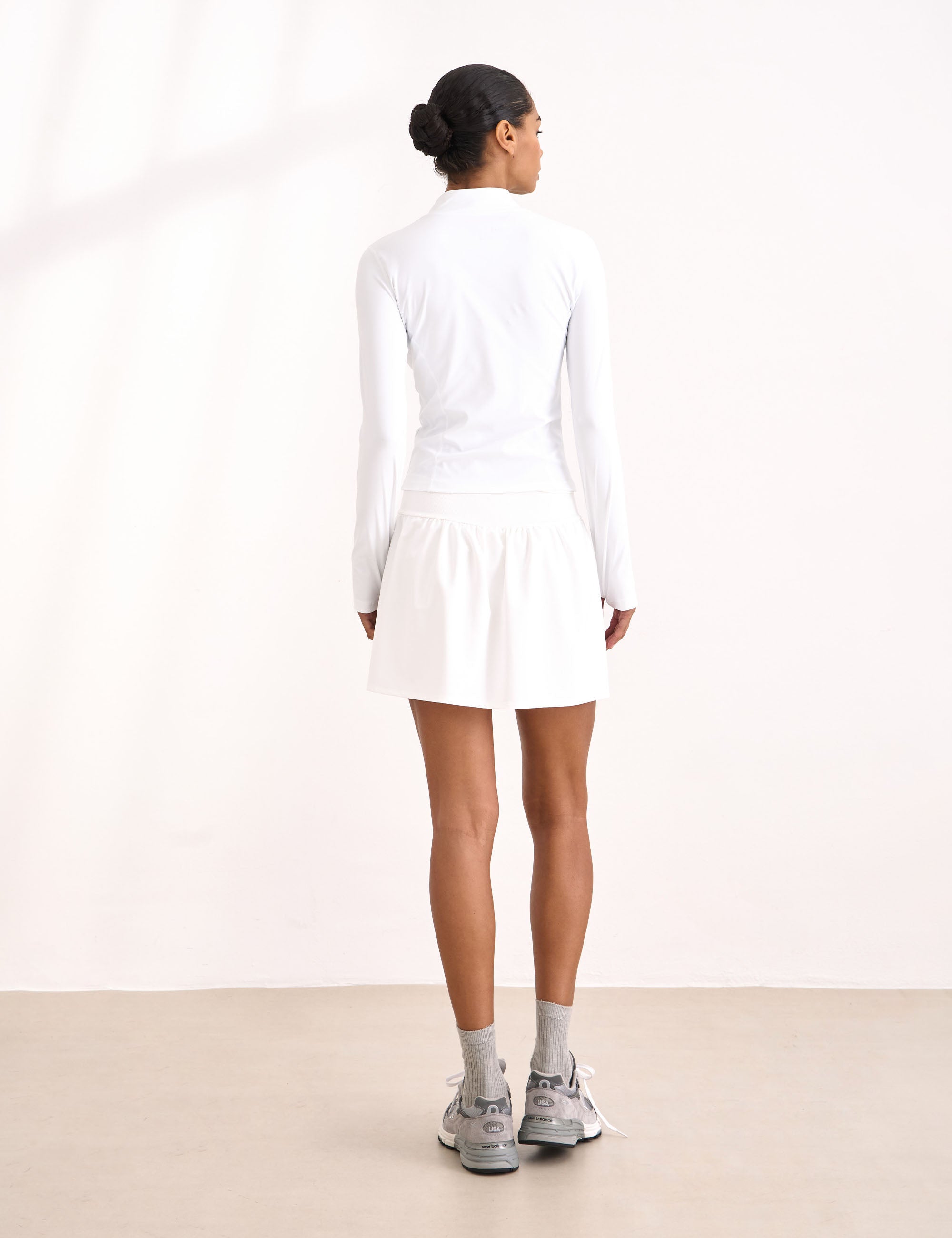 Shorts Saia Academia Malha Branco