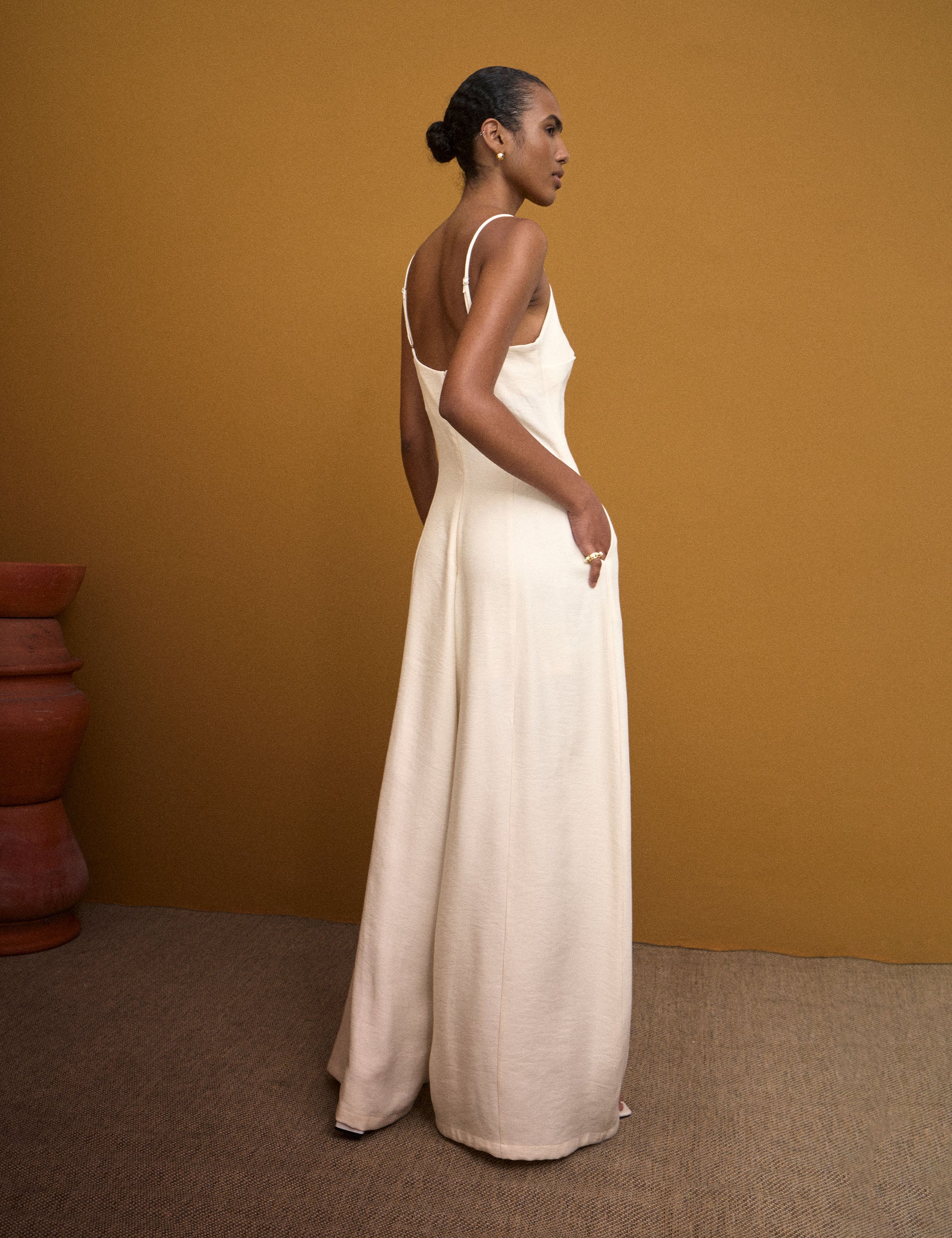 Macacão Leslie Viscose Bege