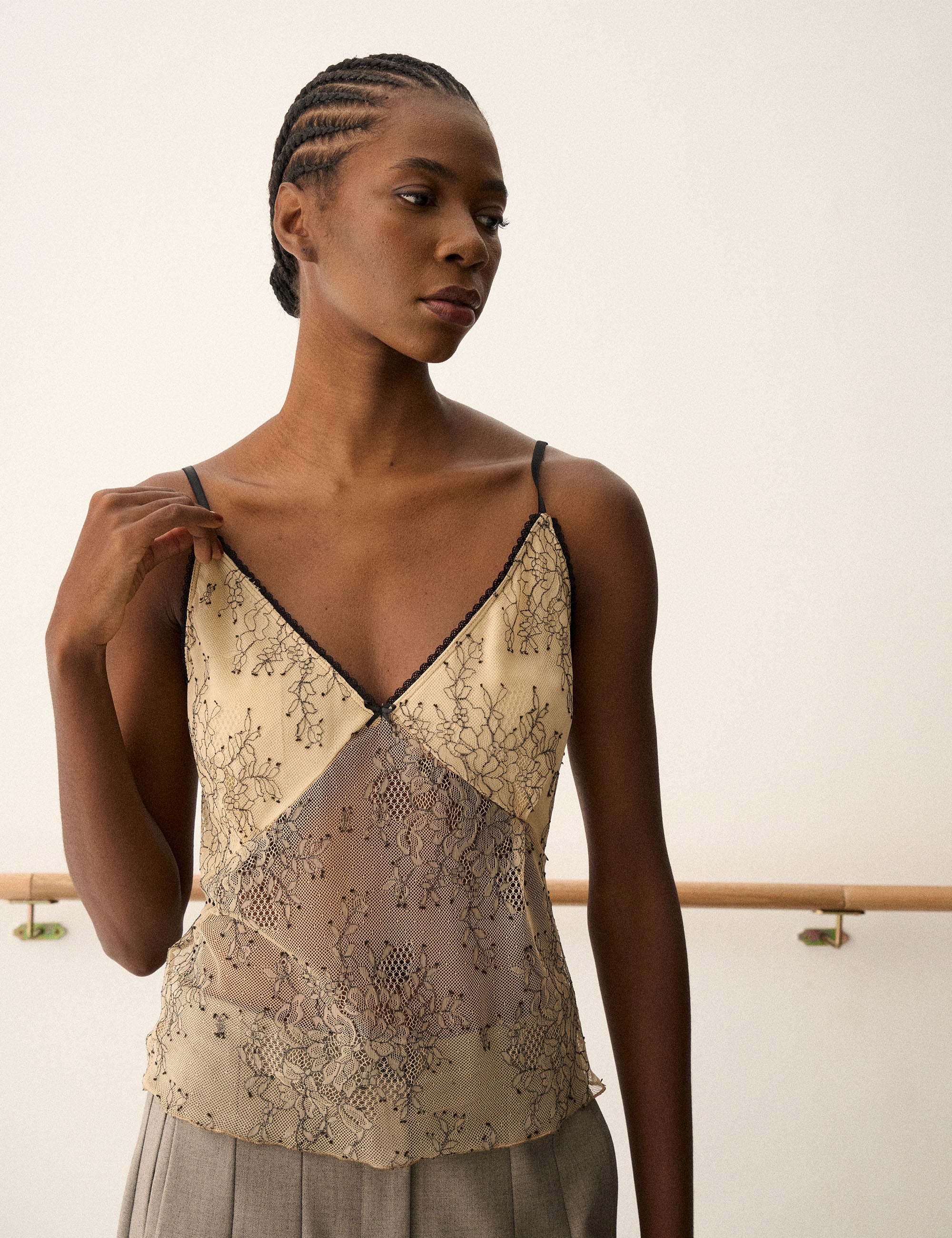 Regata Ivy Renda Nude