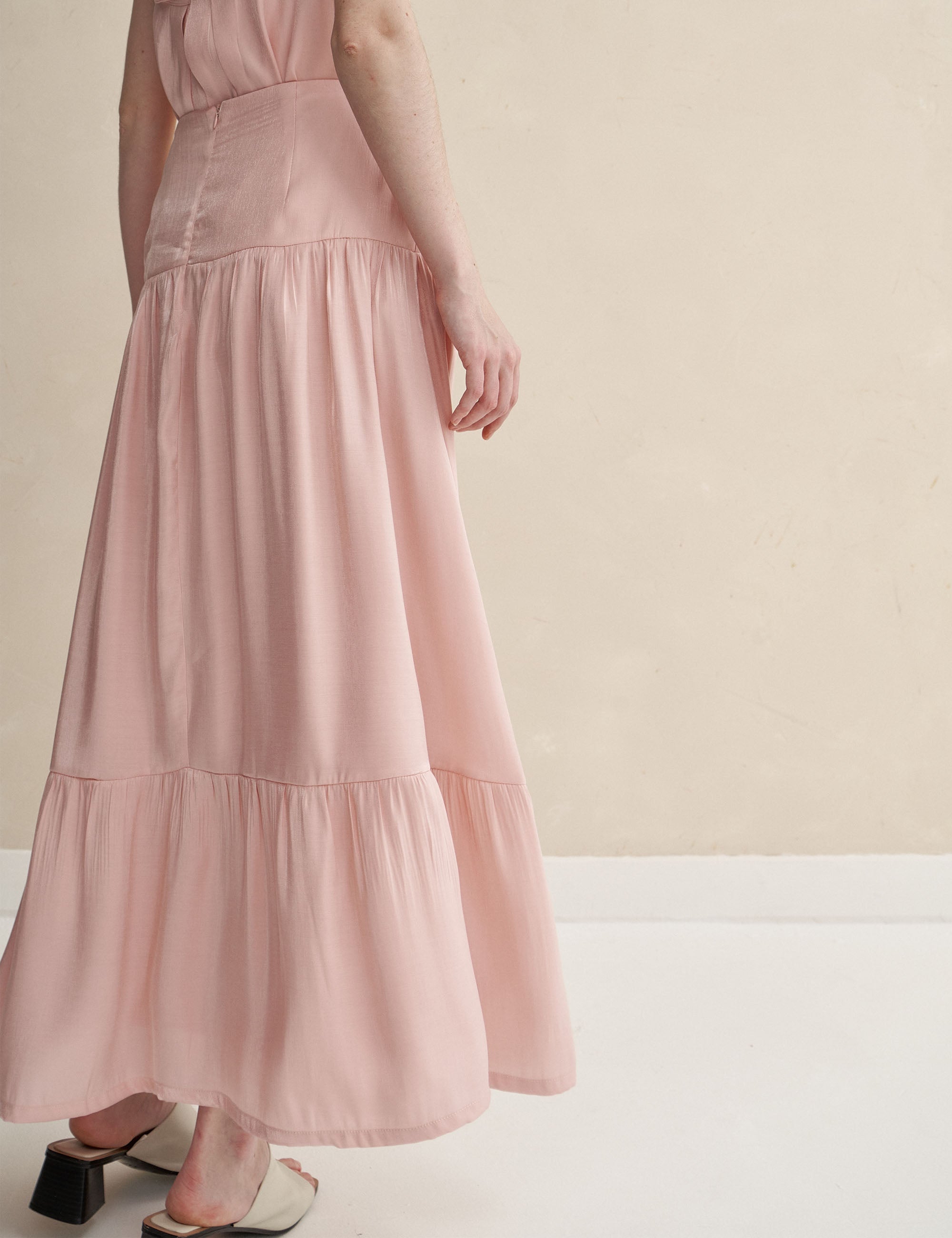 Saia Ana Paula Acetinada Rosa