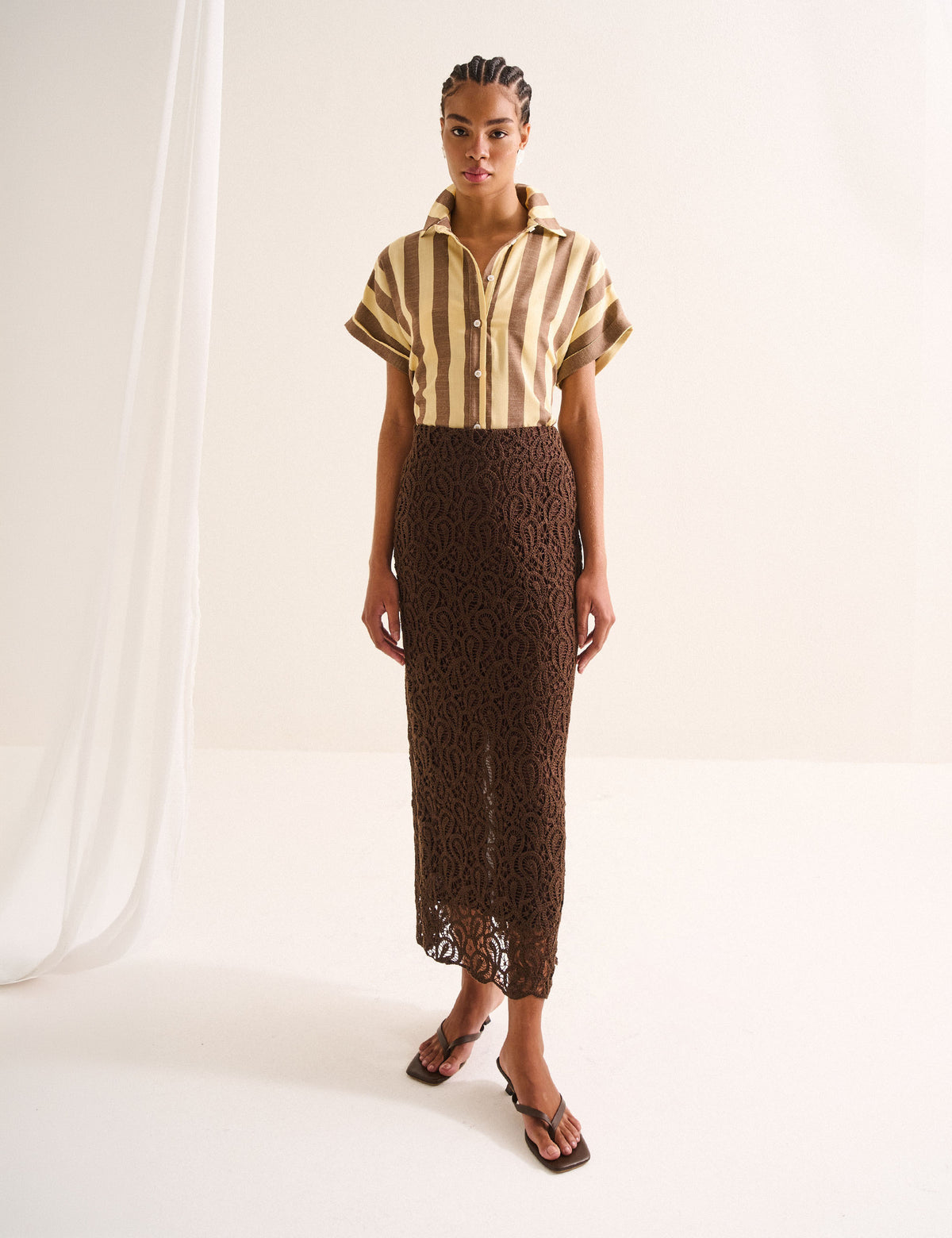 Saia Filomena Peplum Marrom