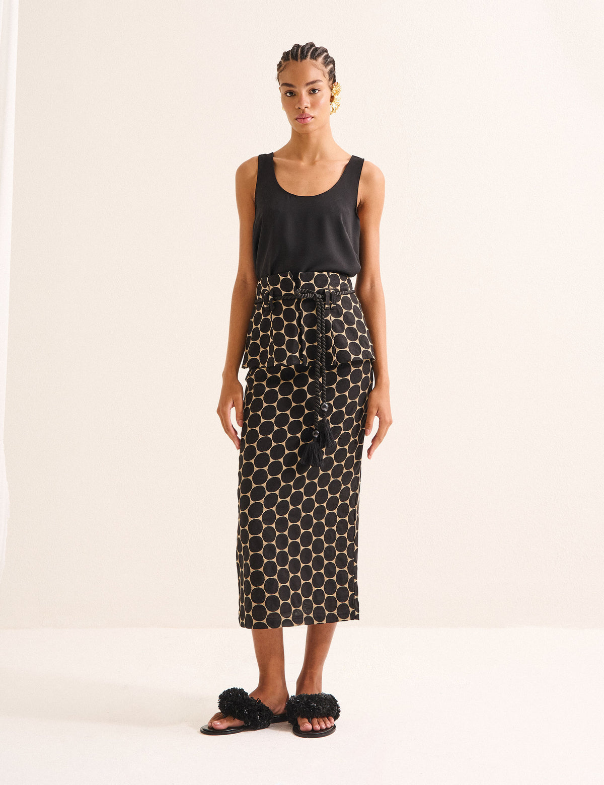 Saia Fiore Peplum Preto