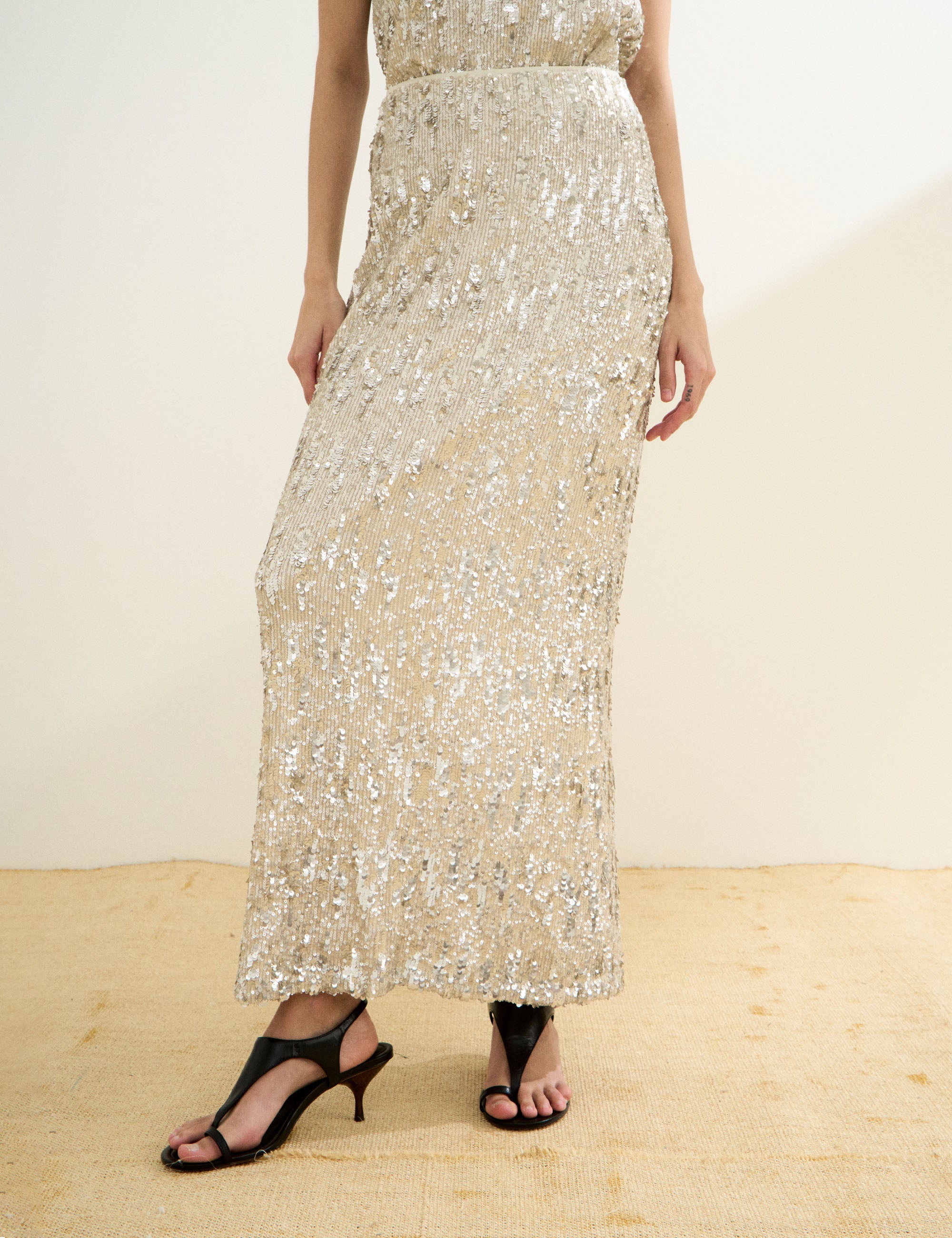 Saia Paradiso Paetê Prata