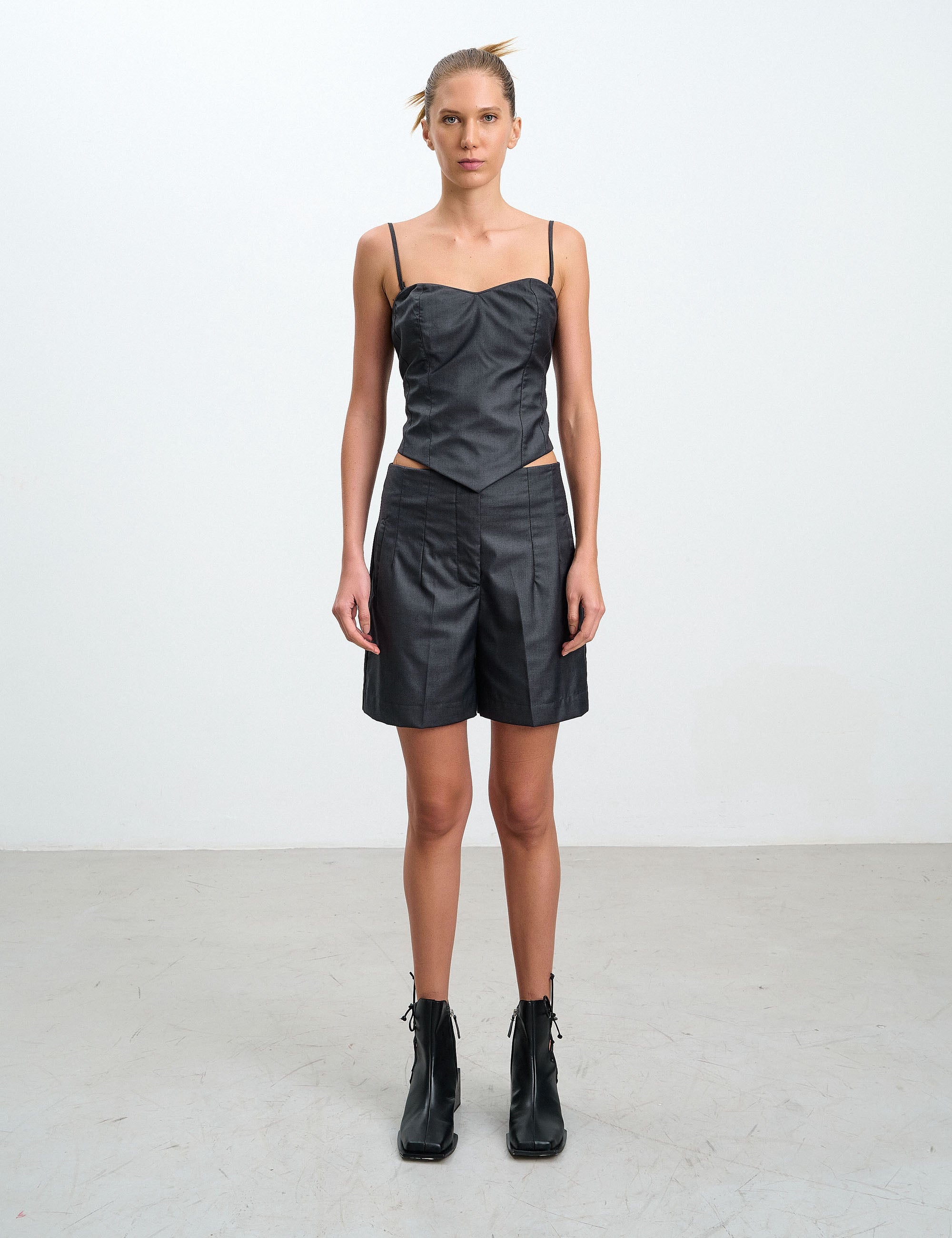 Shorts Hannah Viscose Chumbo