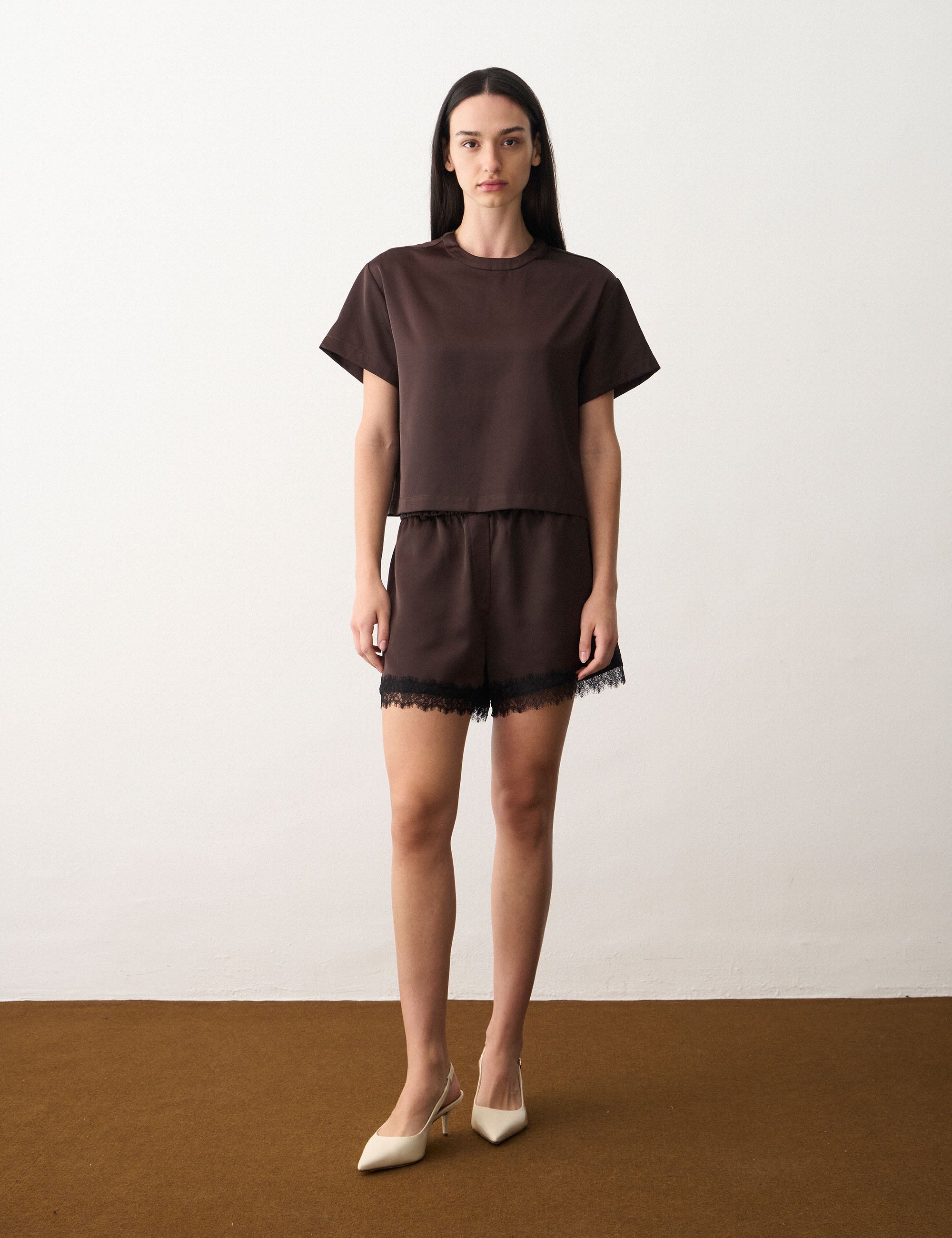 Shorts Lingerie Acetinado Marrom