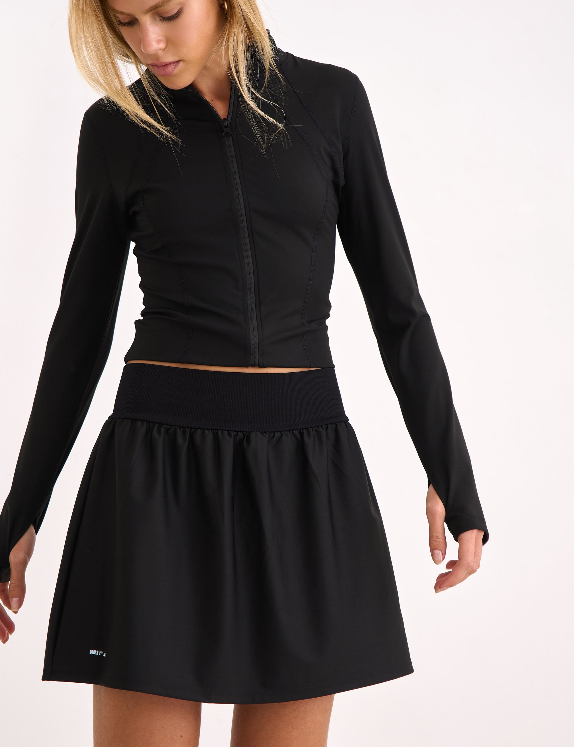 Shorts Saia Academia Malha Preto