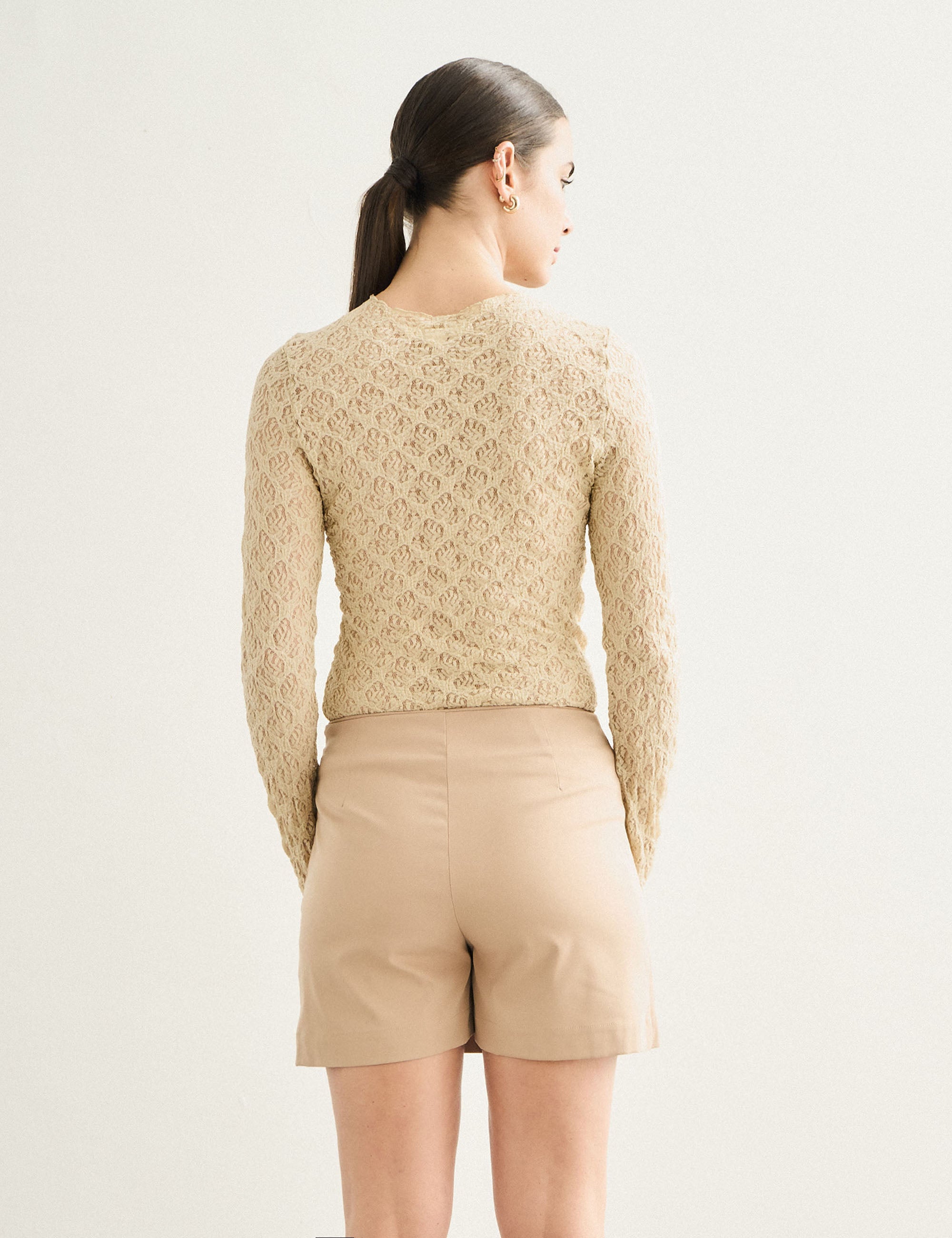 Shorts Saia Carol Sarja Bege