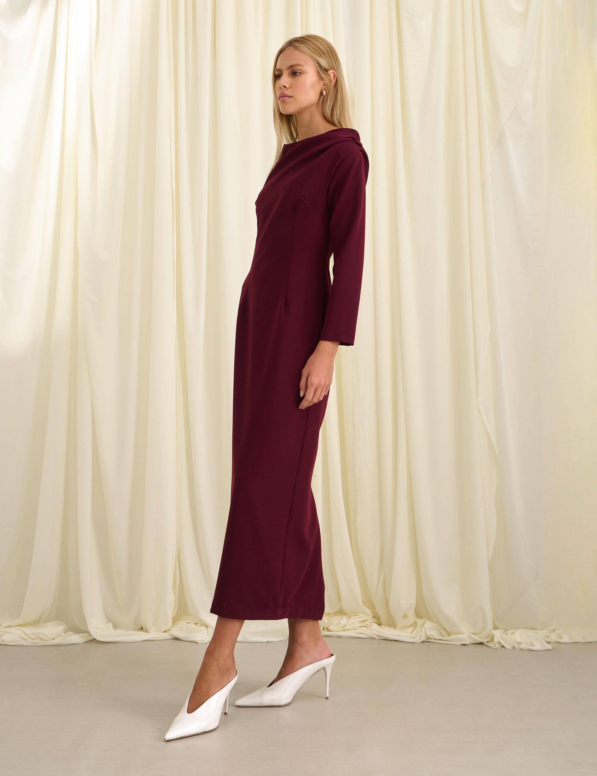 Vestido Arlete Alfaiataria Bordeaux