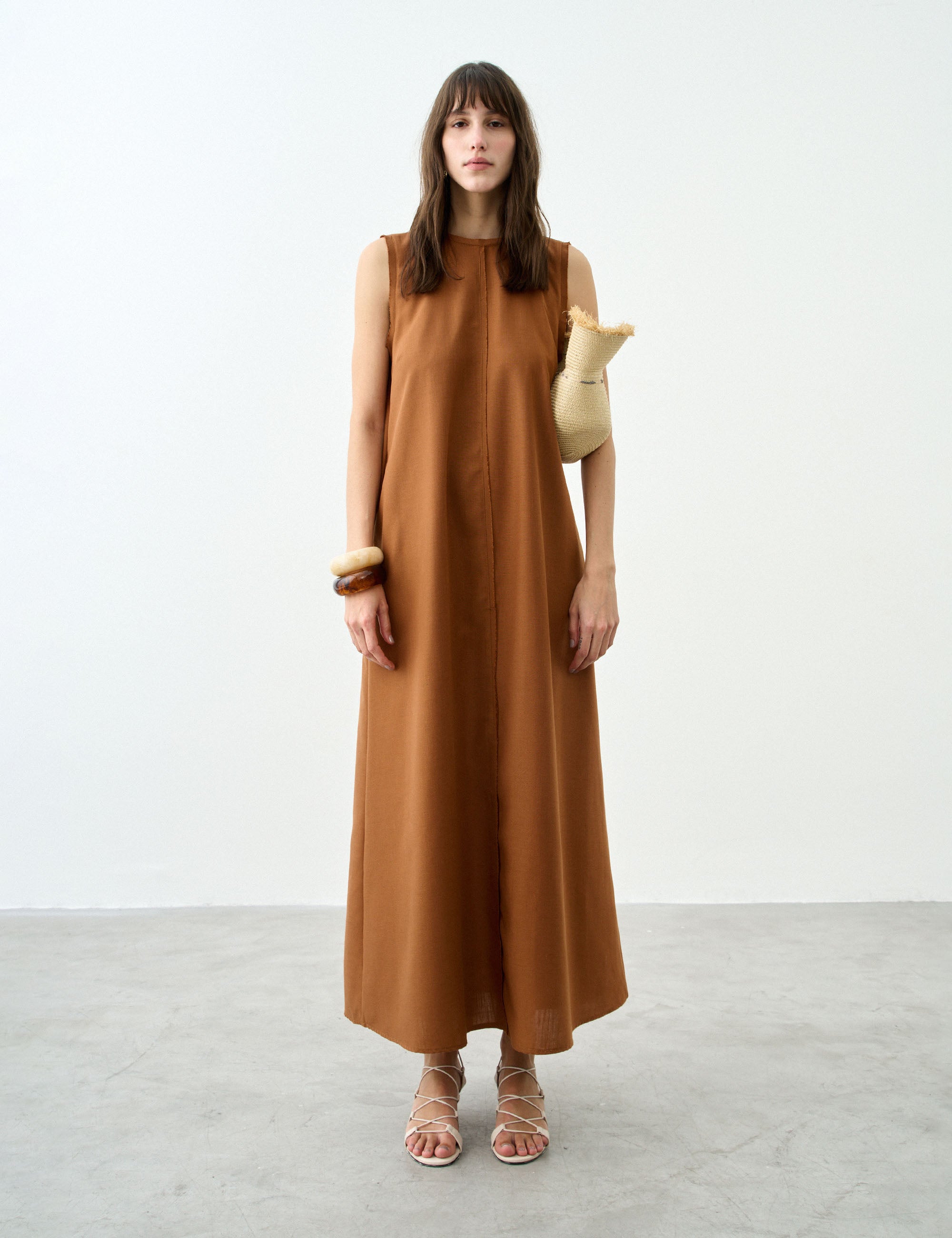 Vestido Ayla Midi Marrom