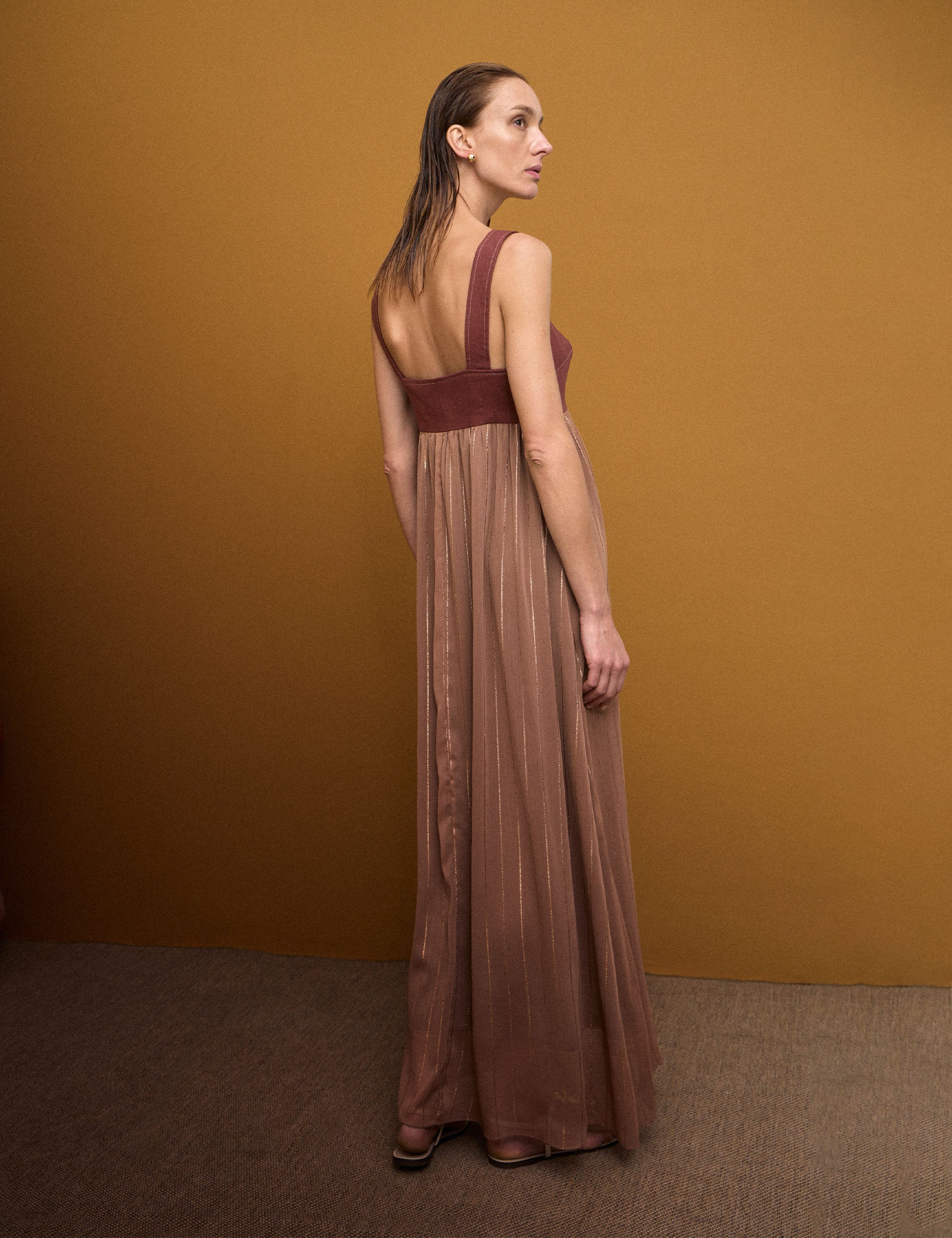 Vestido Celina Chiffon Marrom