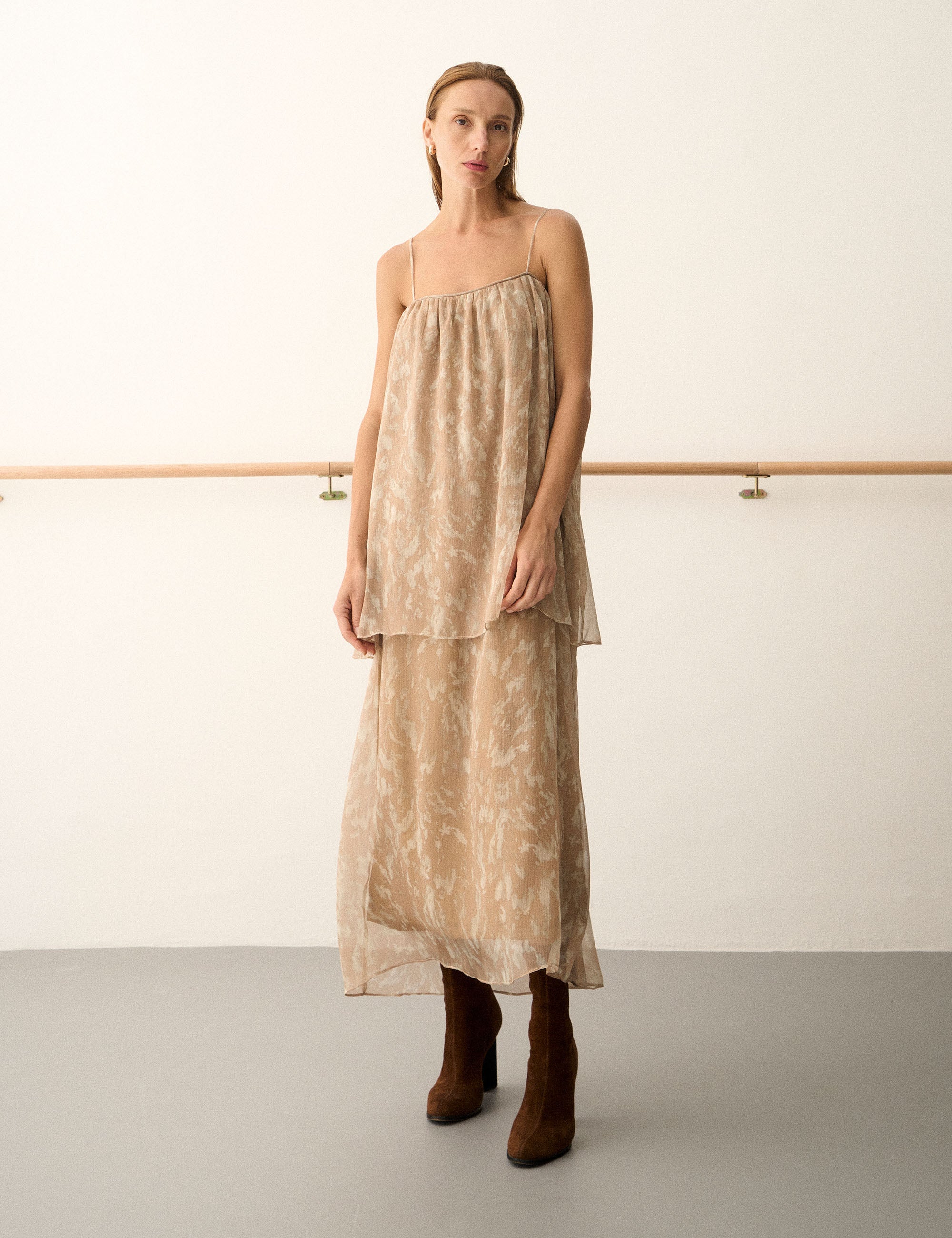 Vestido Dalia Fluido Bege