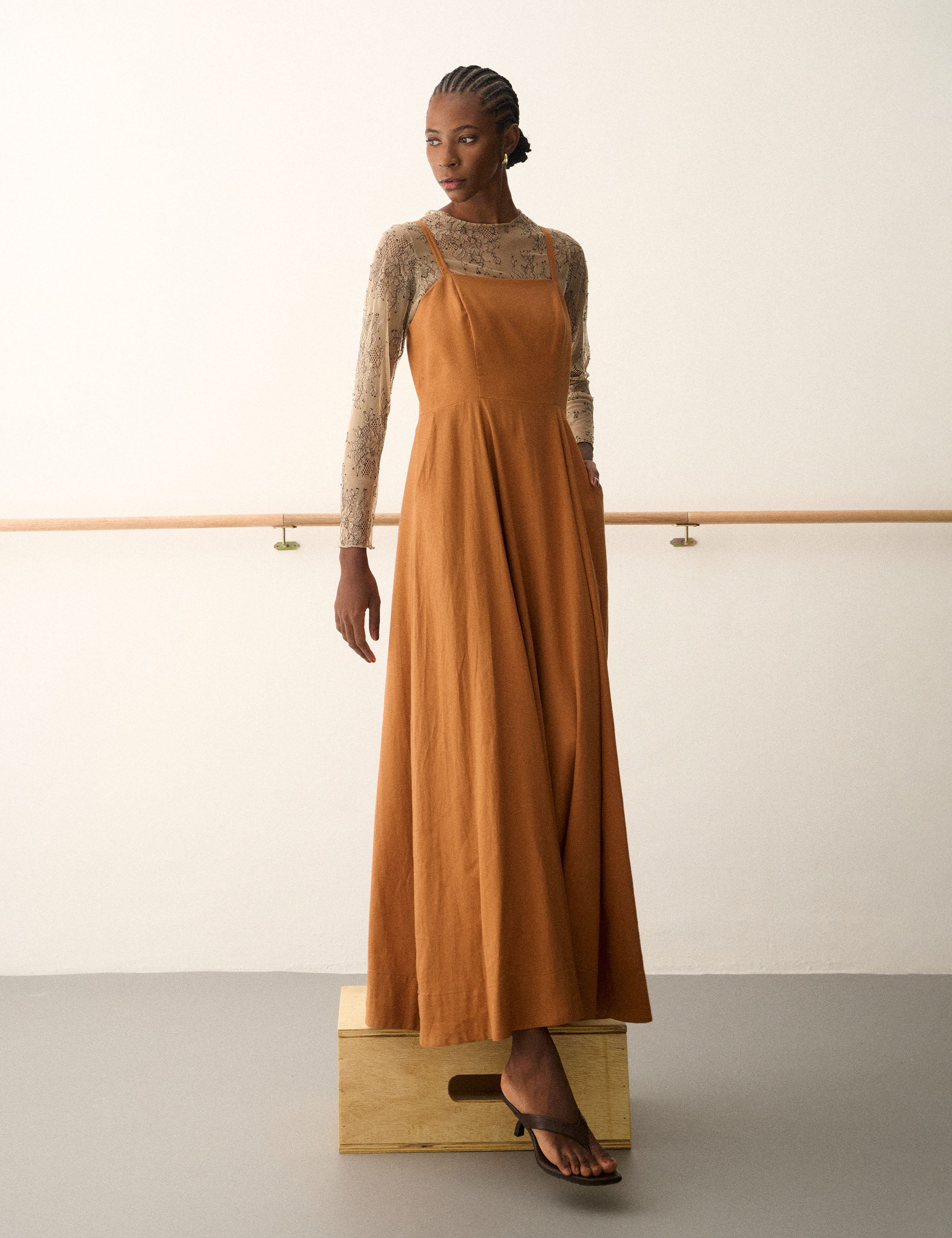 Vestido Florence Viscolinho Amêndoa