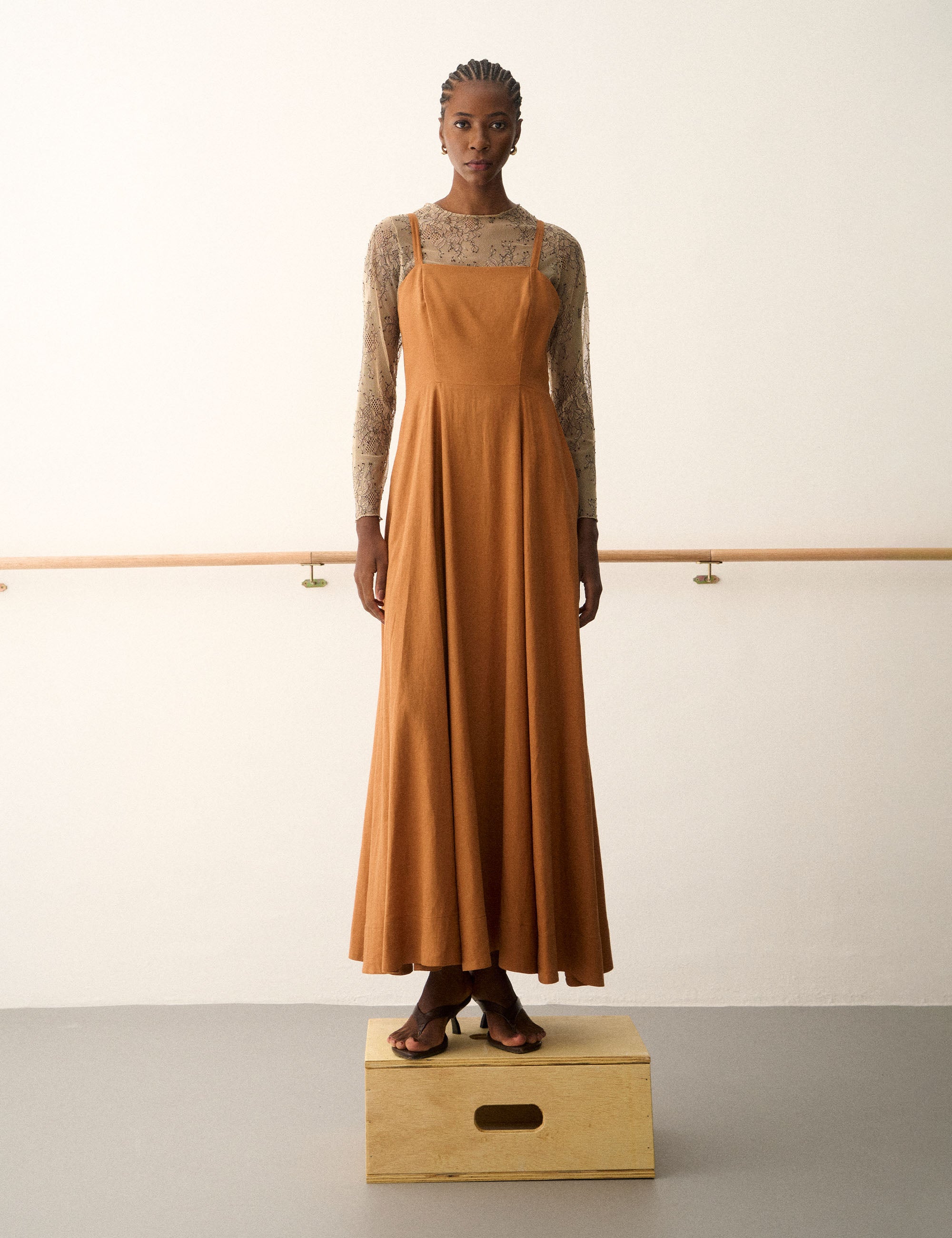 Vestido Florence Viscolinho Amêndoa