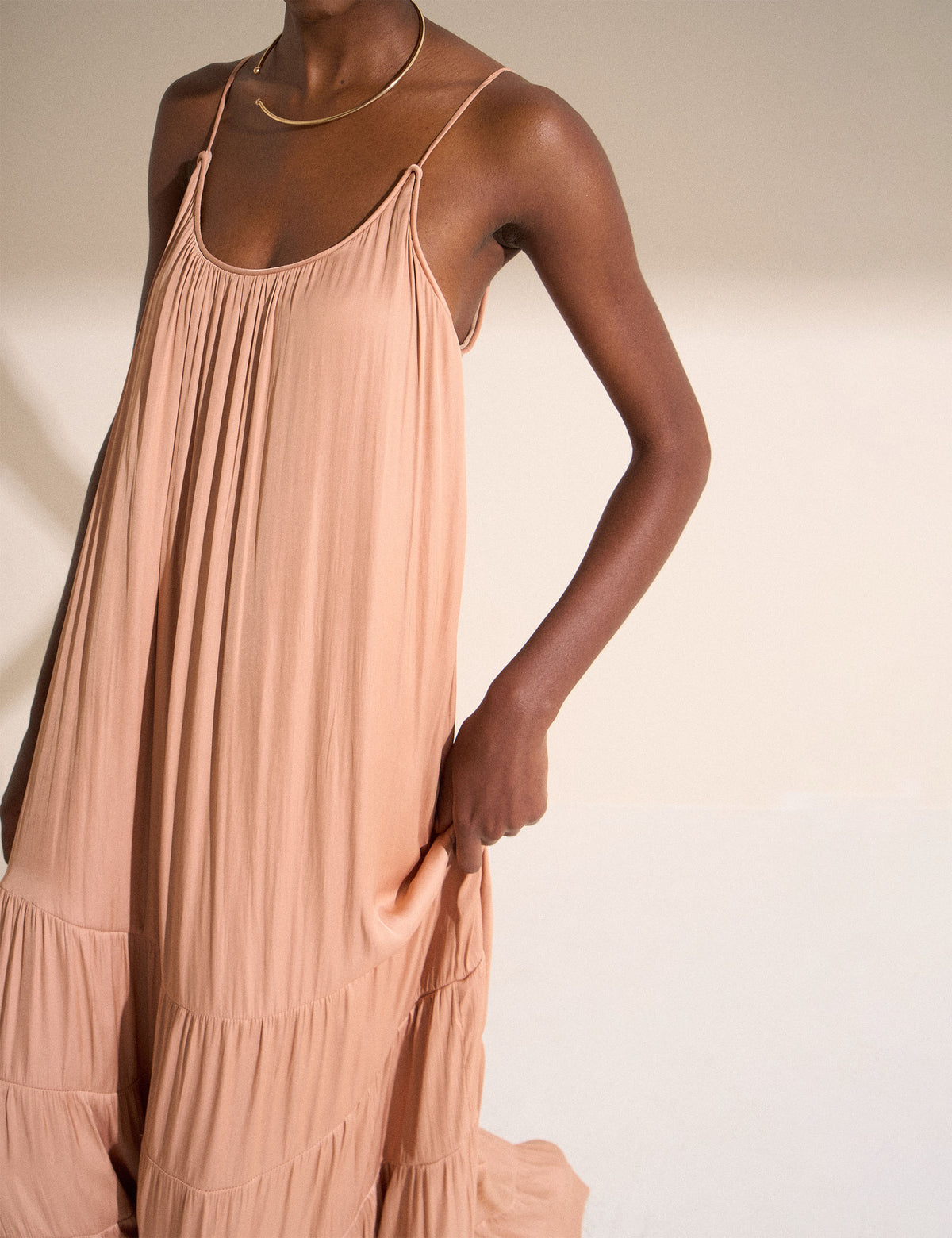 Vestido Fluido Cetim Pêssego