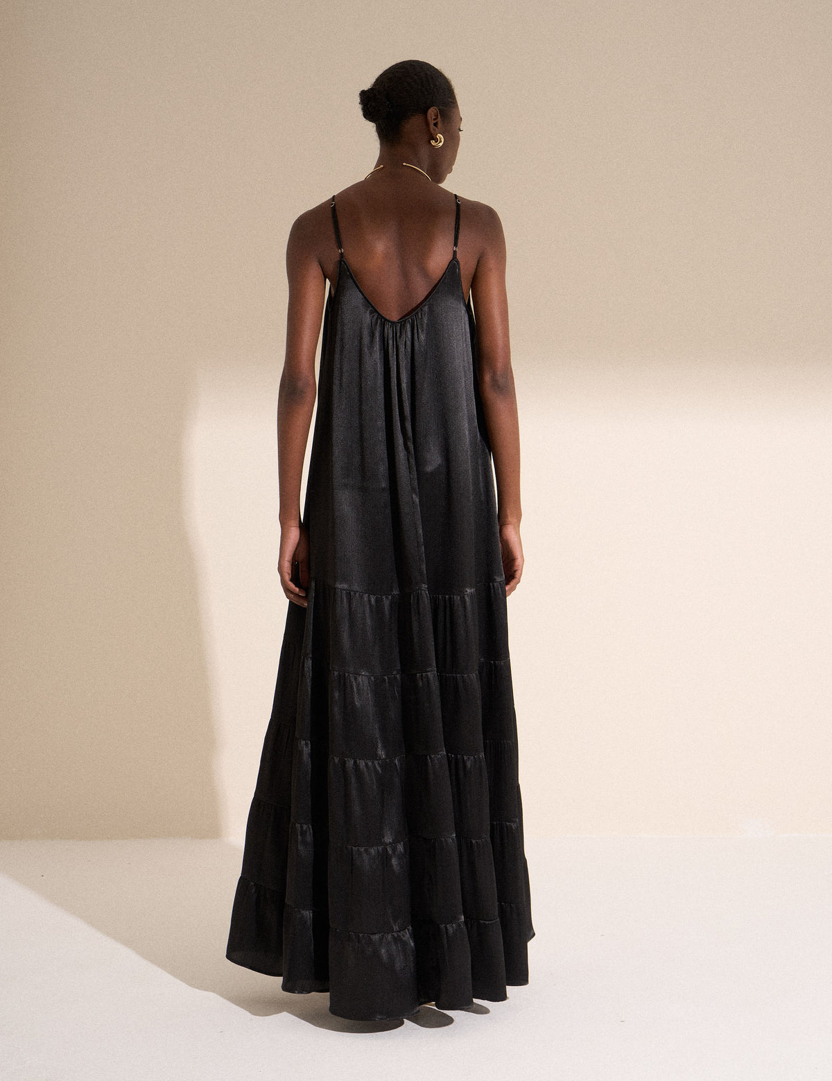 Vestido Fluido Cetim Crinkle Preto