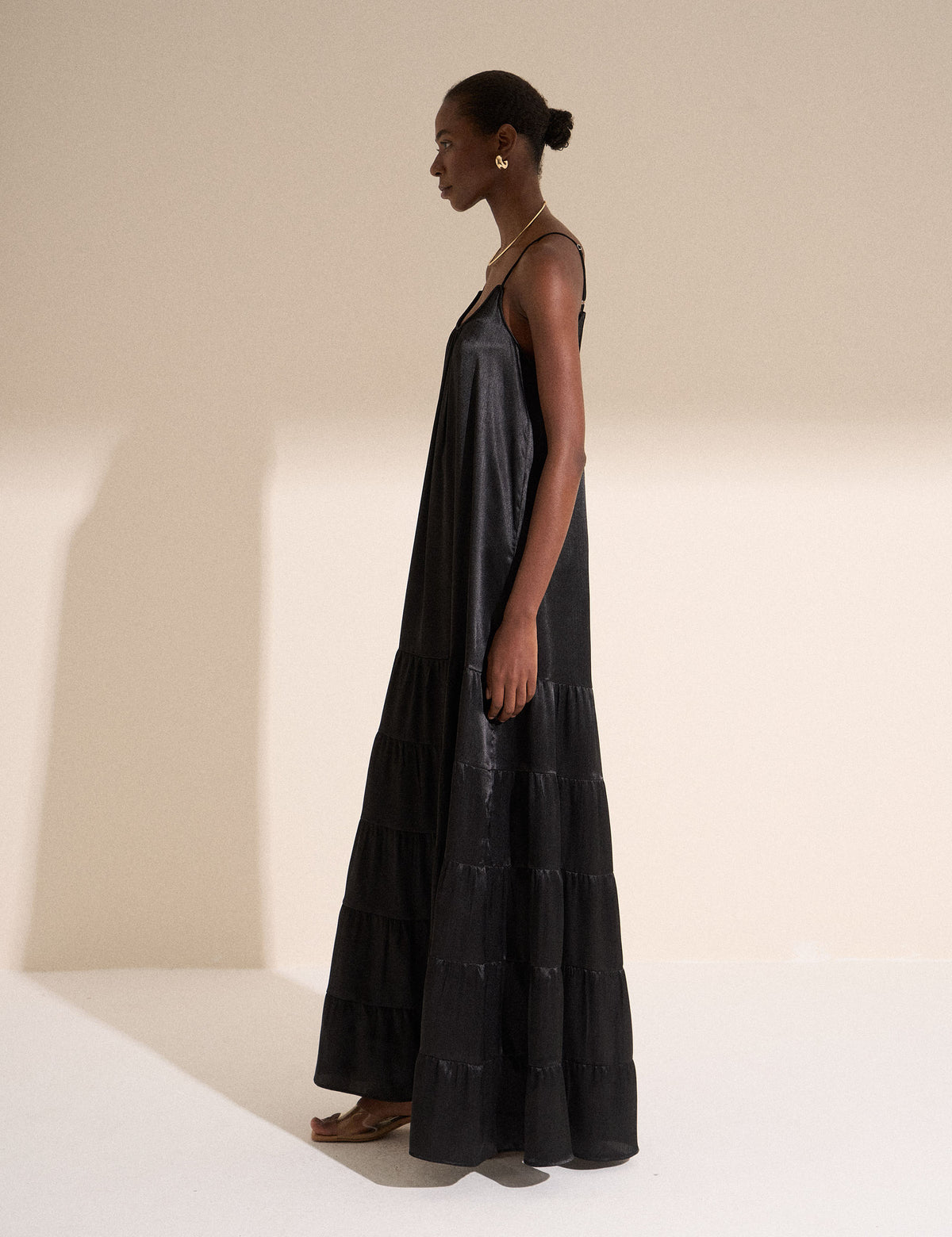 Vestido Fluido Cetim Crinkle Preto