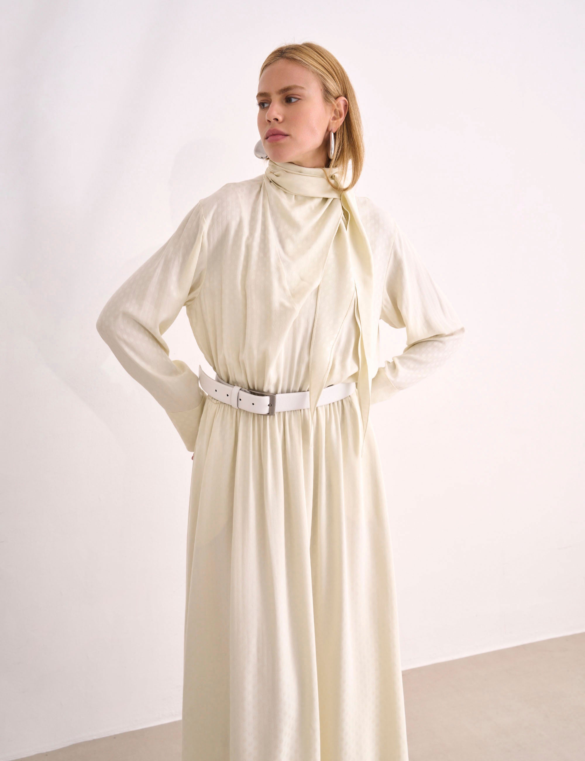 Vestido Karina Jacquard Marfim