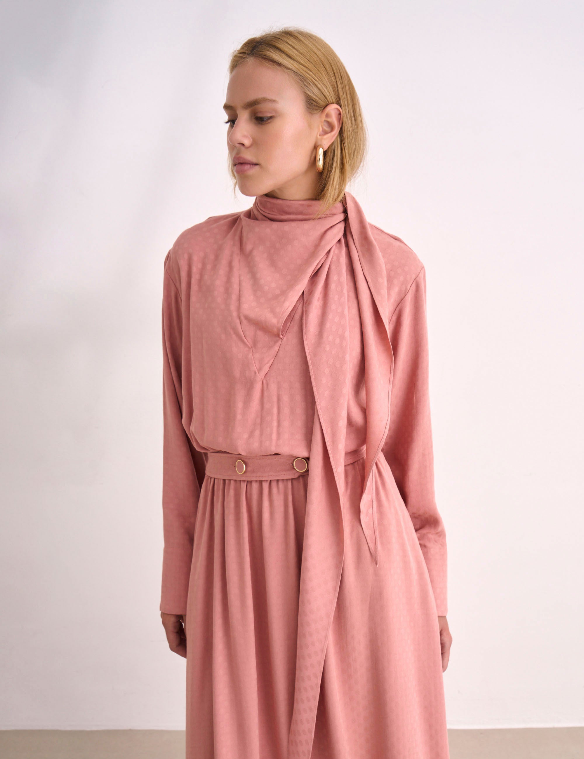 Vestido Karina Jacquard Rose
