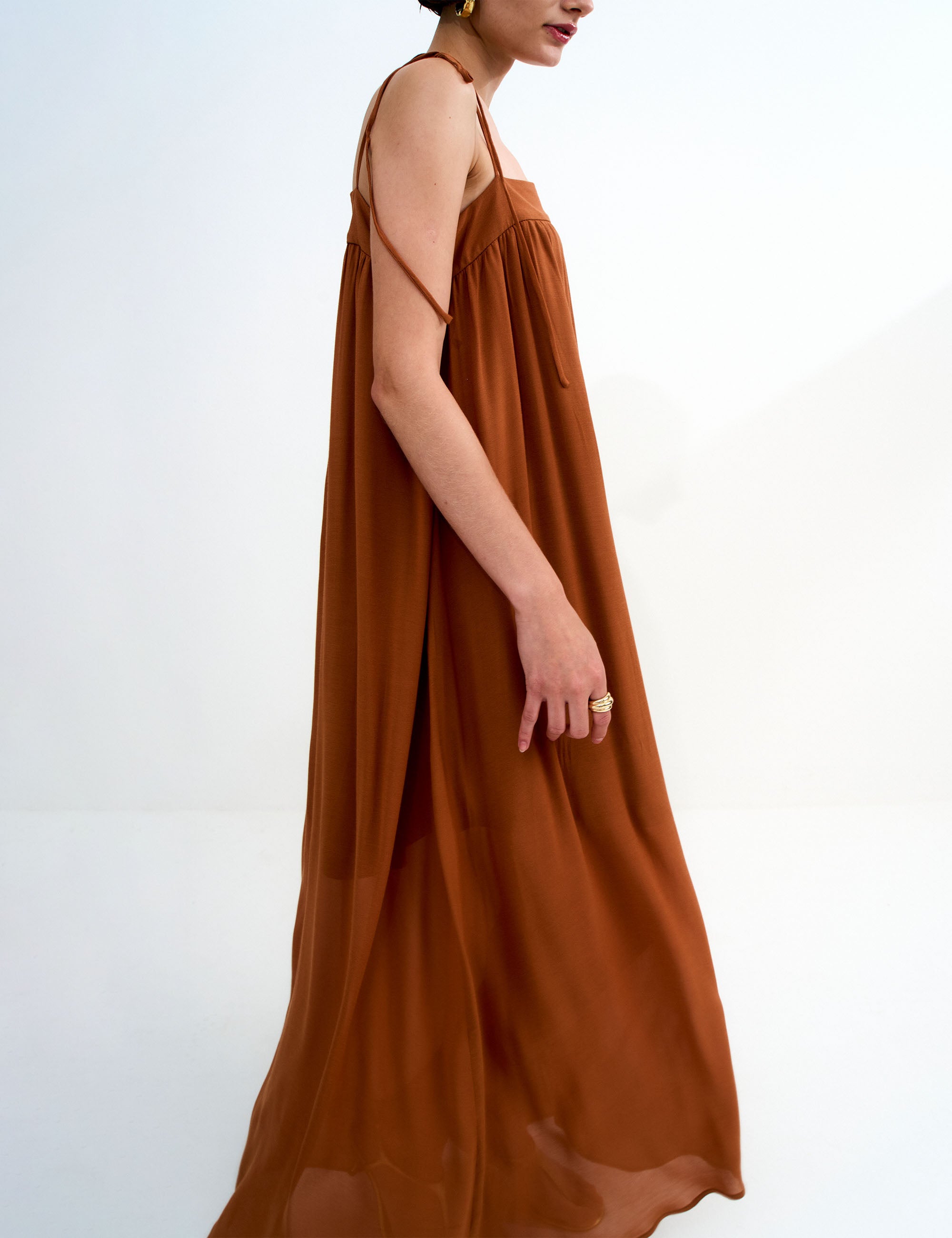 Vestido Kiara Musseline Amêndoa