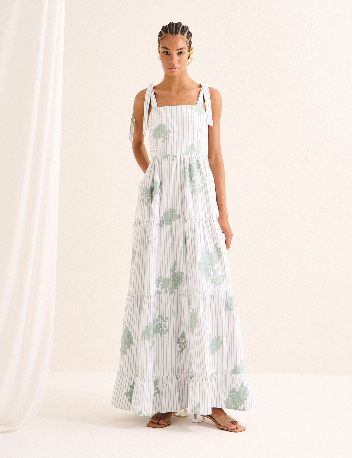 Vestido Maria Bordado Verde Chá