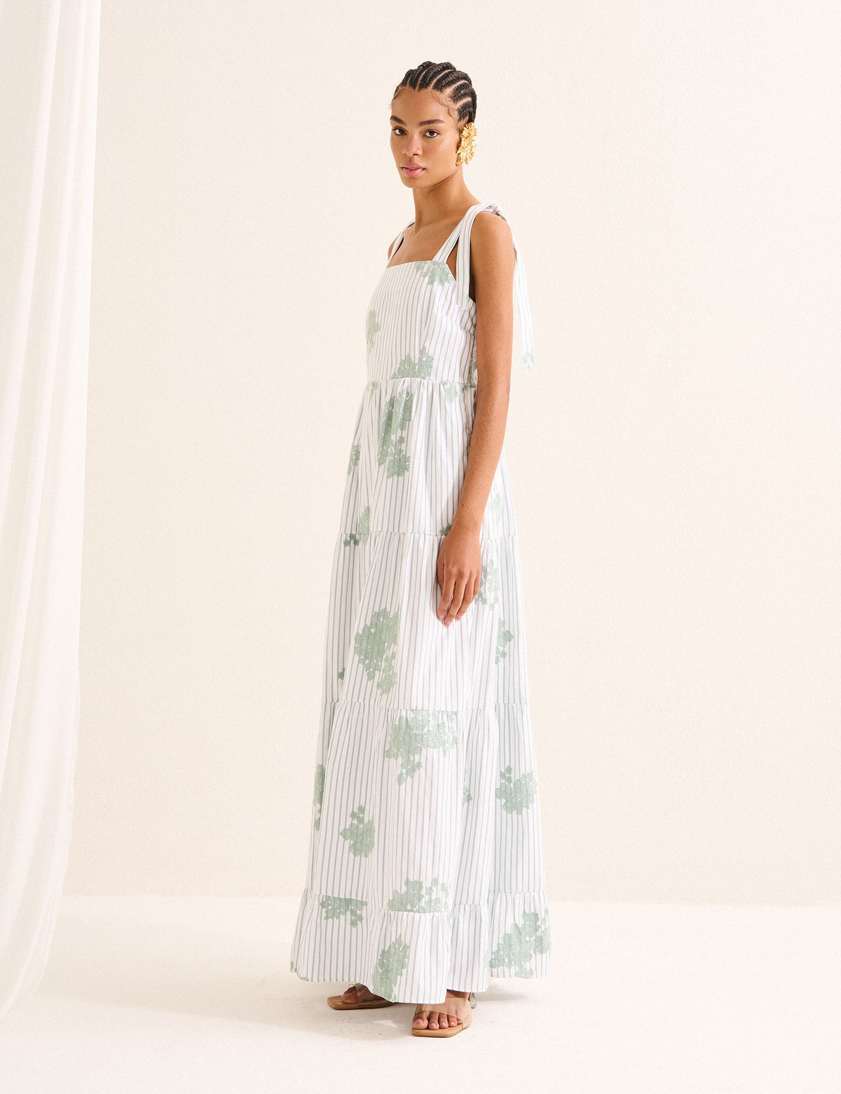 Vestido Maria Bordado Verde Chá