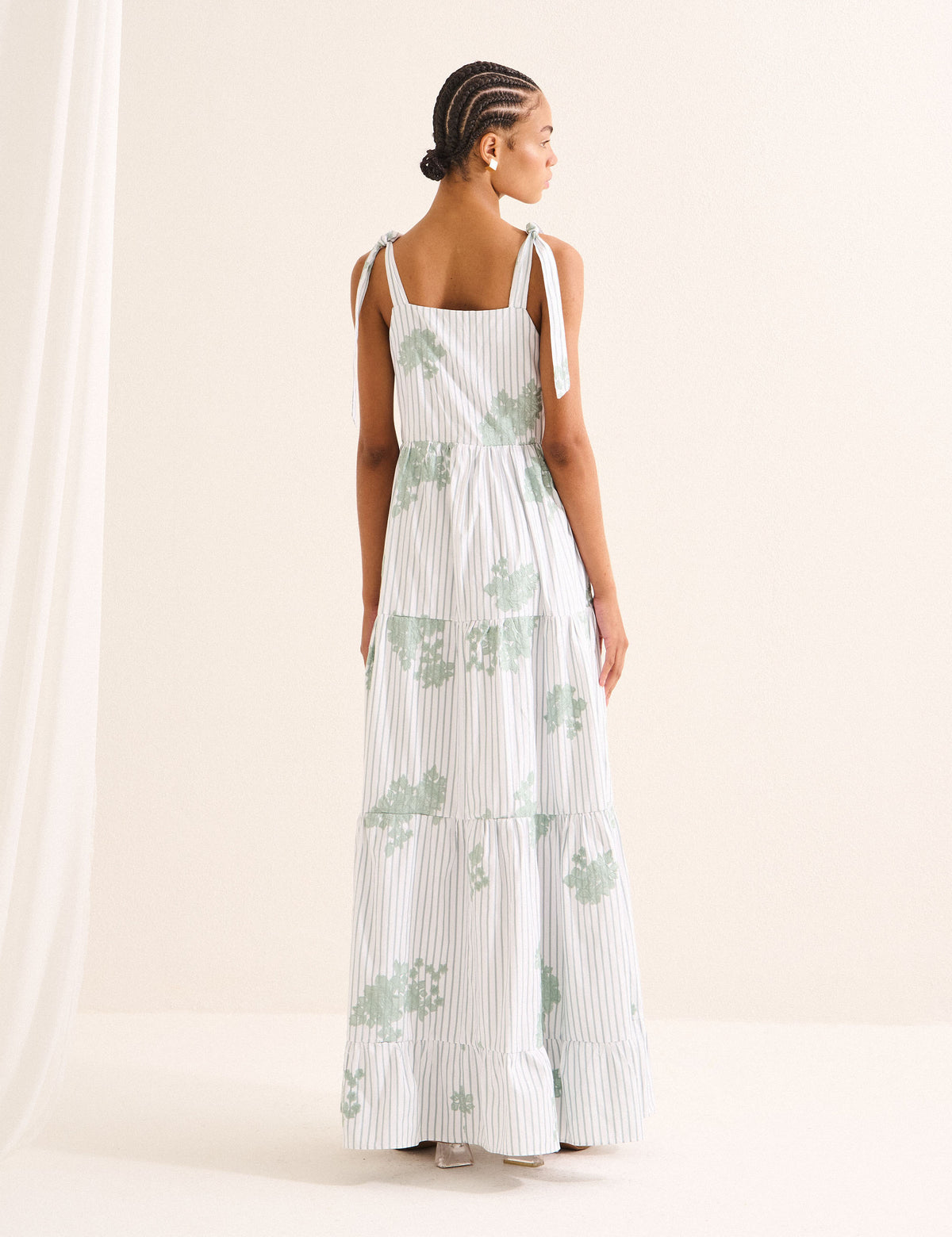 Vestido Maria Bordado Verde Chá
