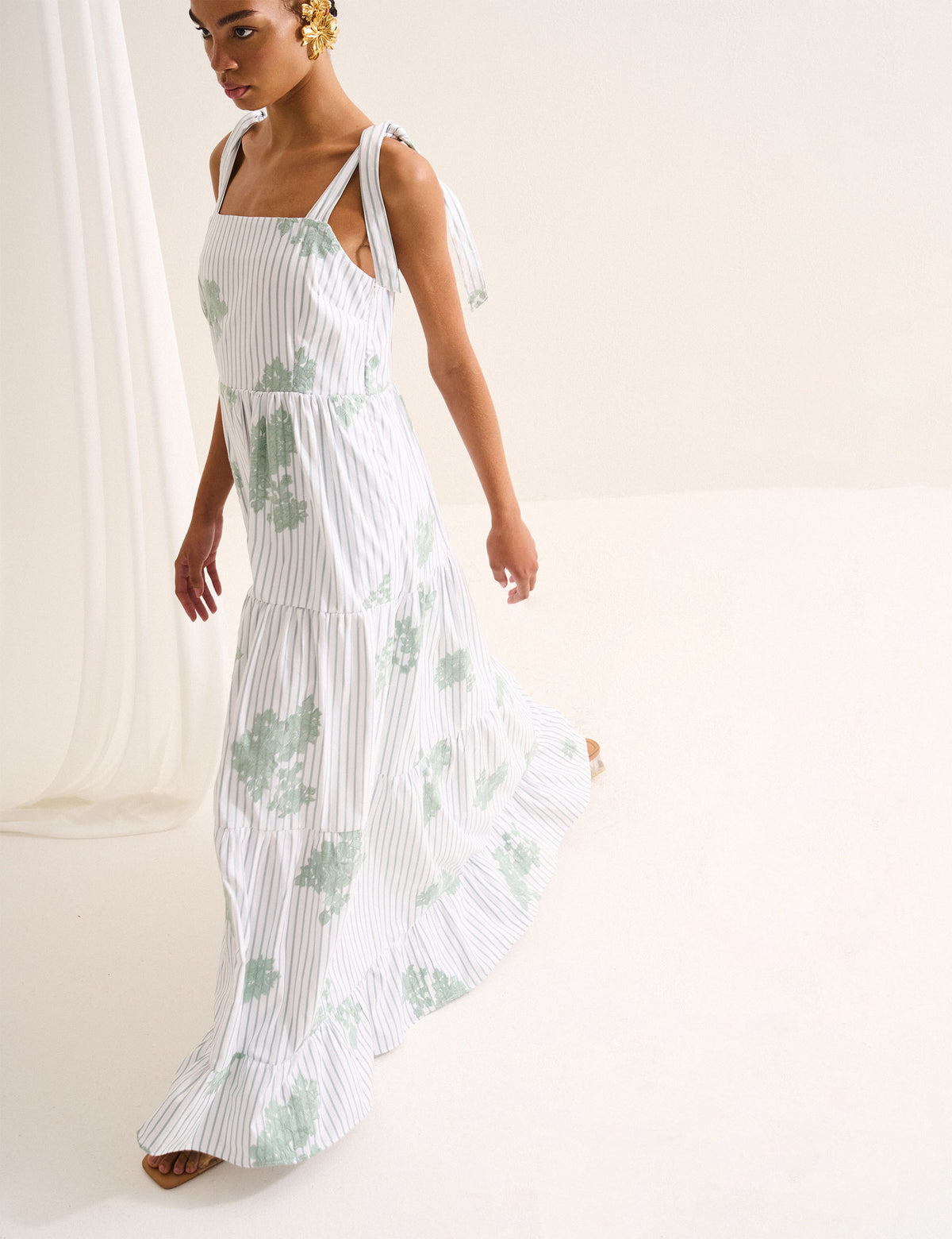 Vestido Maria Bordado Verde Chá