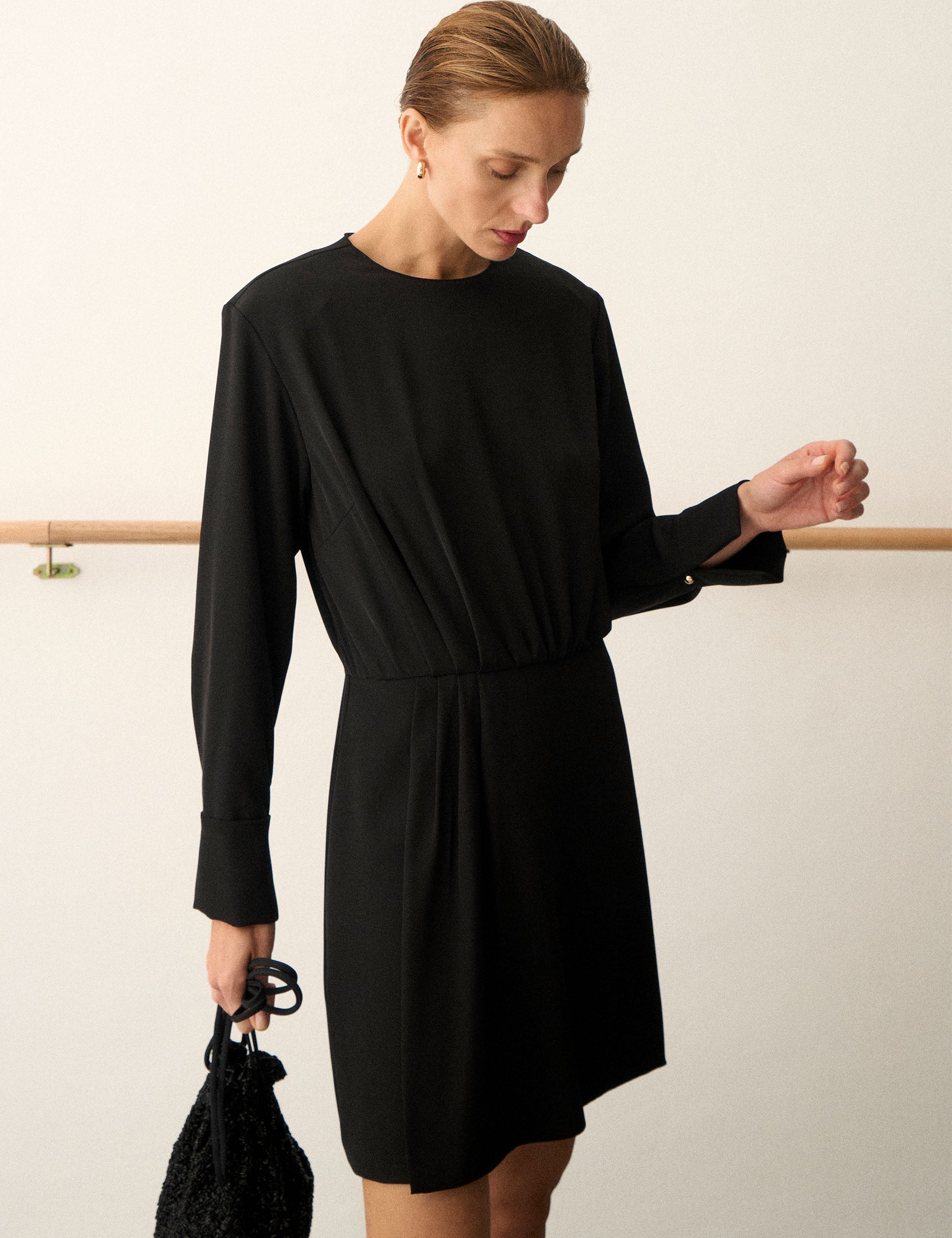 Vestido Mayla Fluido Preto