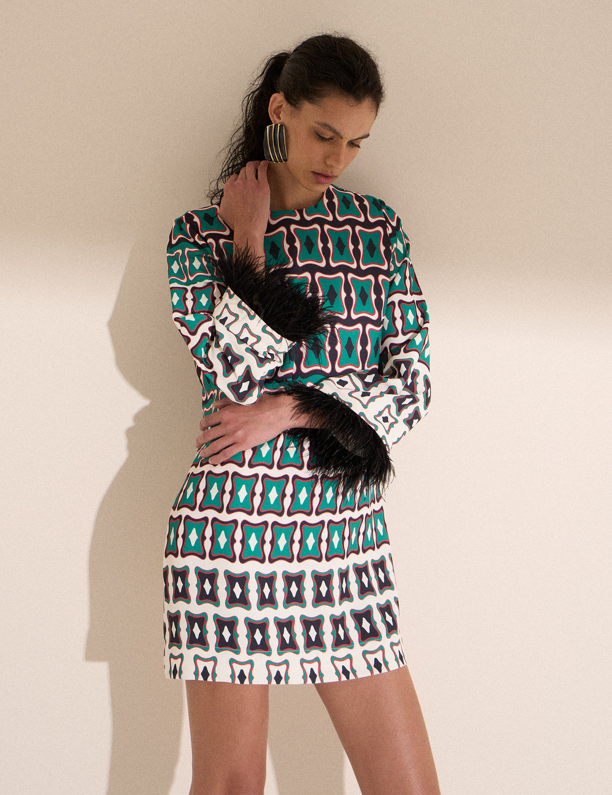 Vestido Pluma Crepe Off White/Preto