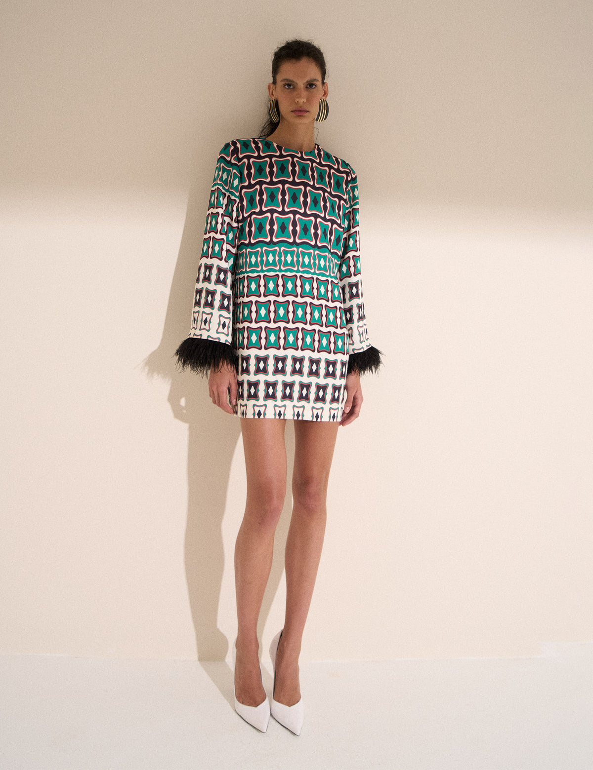 Vestido Pluma Crepe Off White/Preto