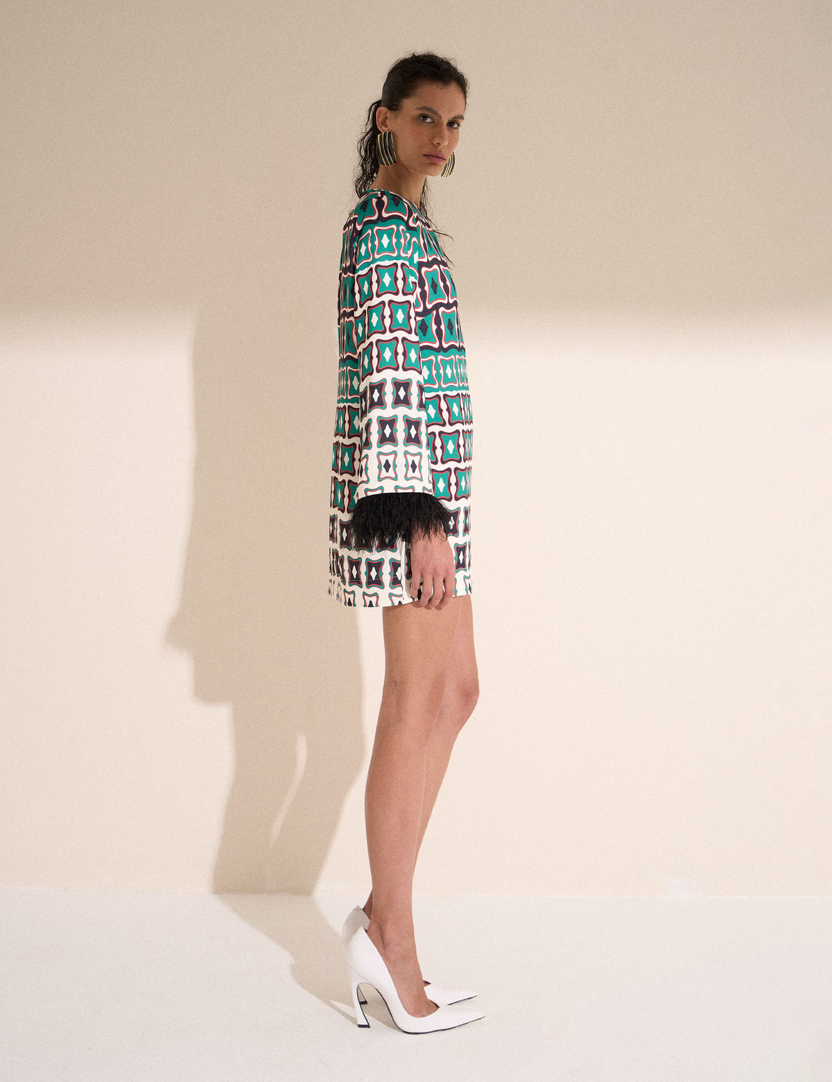 Vestido Pluma Crepe Off White/Preto